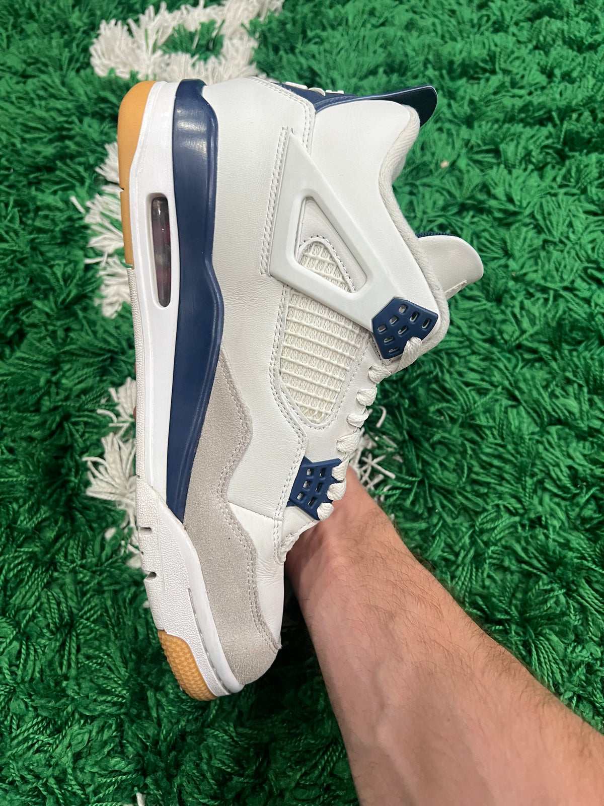 Jordan 4 SB Navy (Preowned 8.5M)