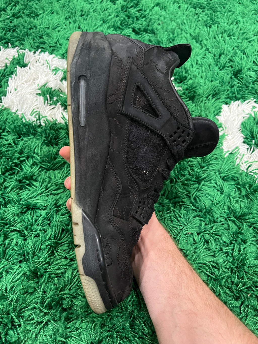 Jordan 4 Kaws Black (Preowned 12M)