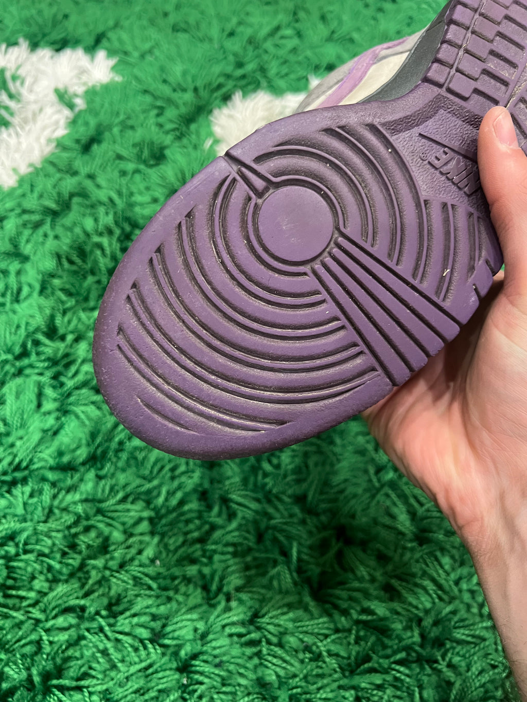 Nike SB Dunk Low Purple Pigeon (Pre-Owned 7.5M)