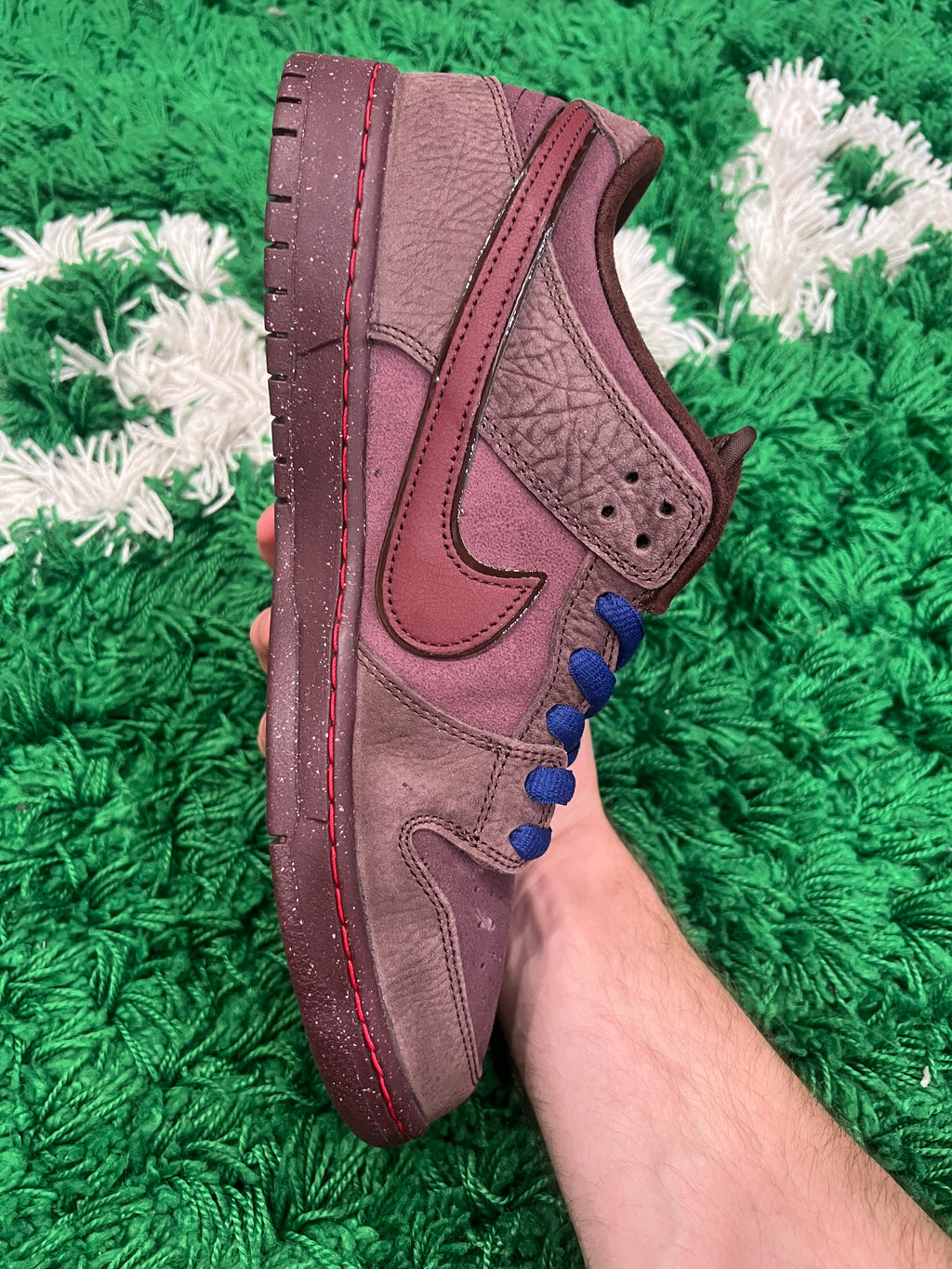 Nike SB Dunk Low City of Love Burgundy Crush (Preowned 11M)