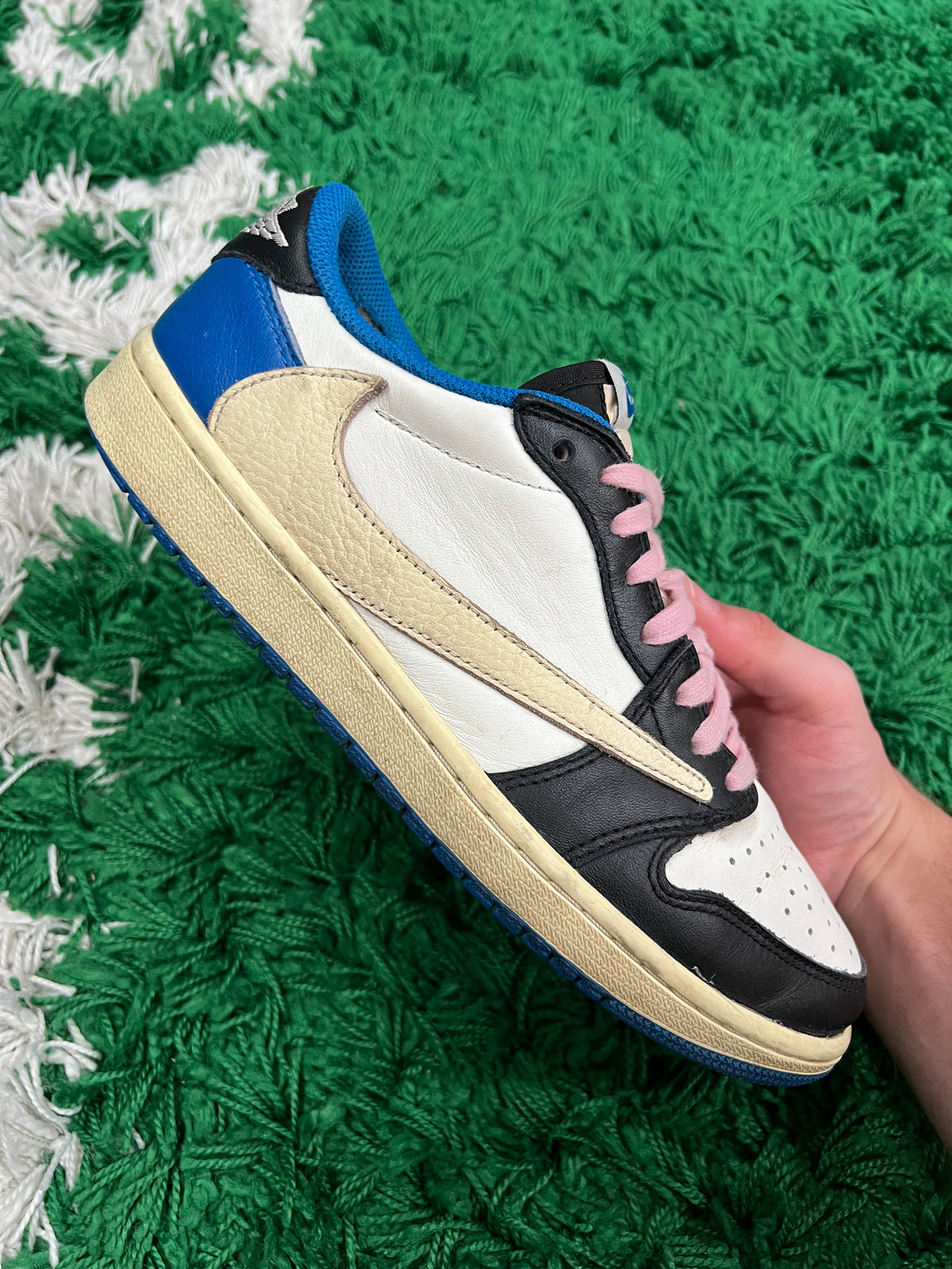 Jordan 1 Low Fragment x Travis Scott (Pre-Owned Size 9M)