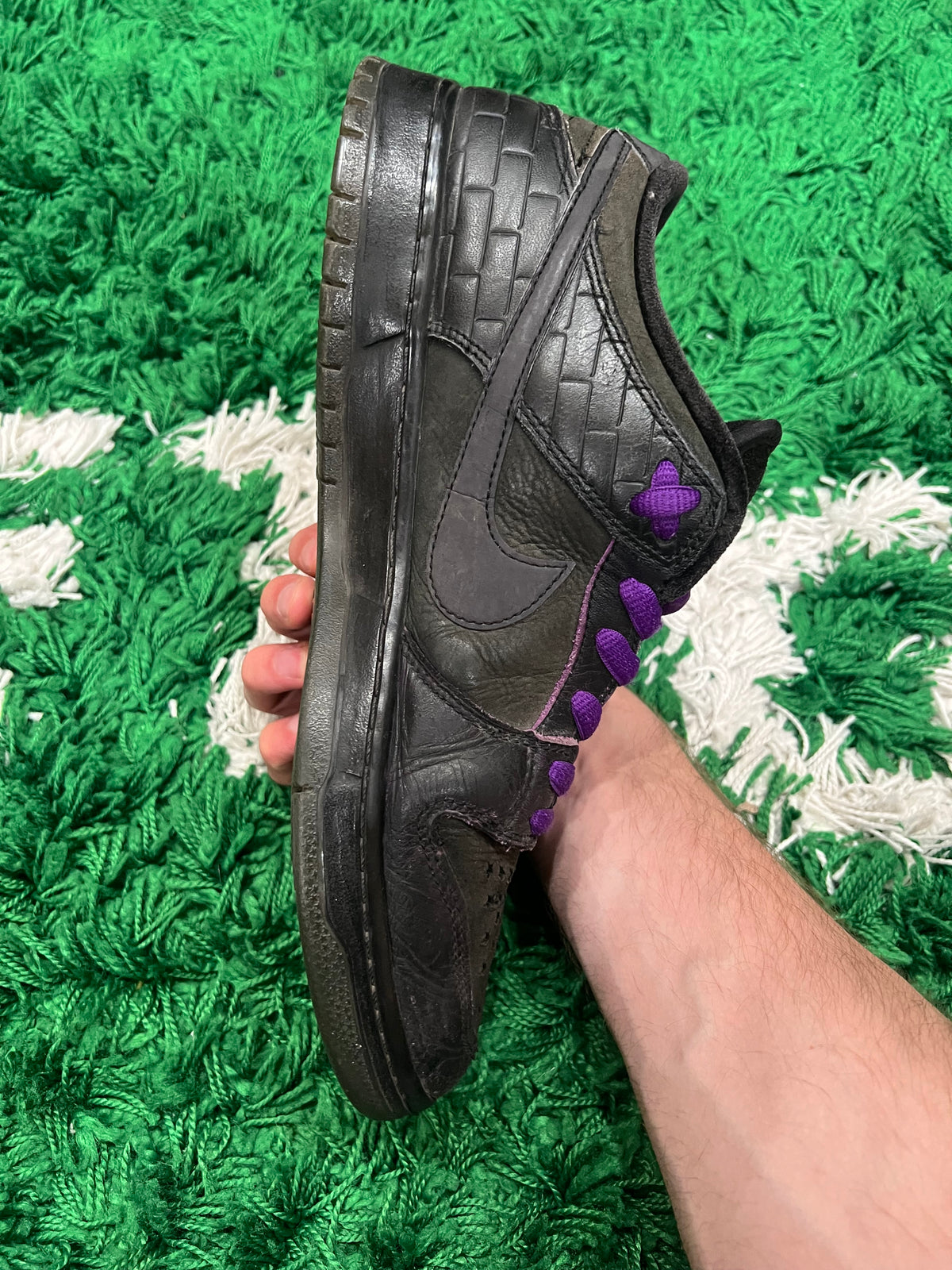 Nike SB Dunk Low Familia First Avenue (Preowned 11.5M)