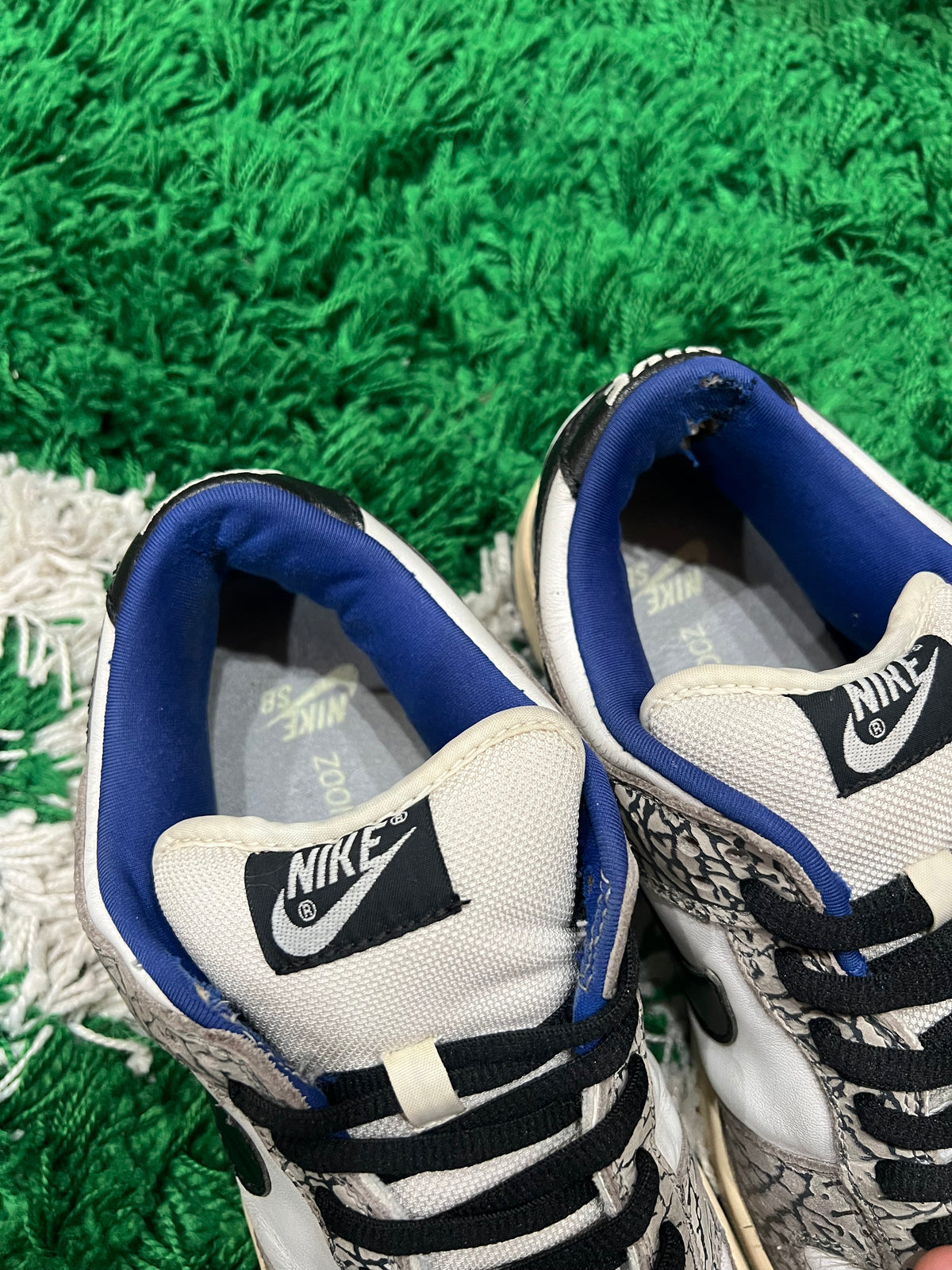 Nike SB Dunk Low Supreme White Cement (2002) (Preowned 9.5M)