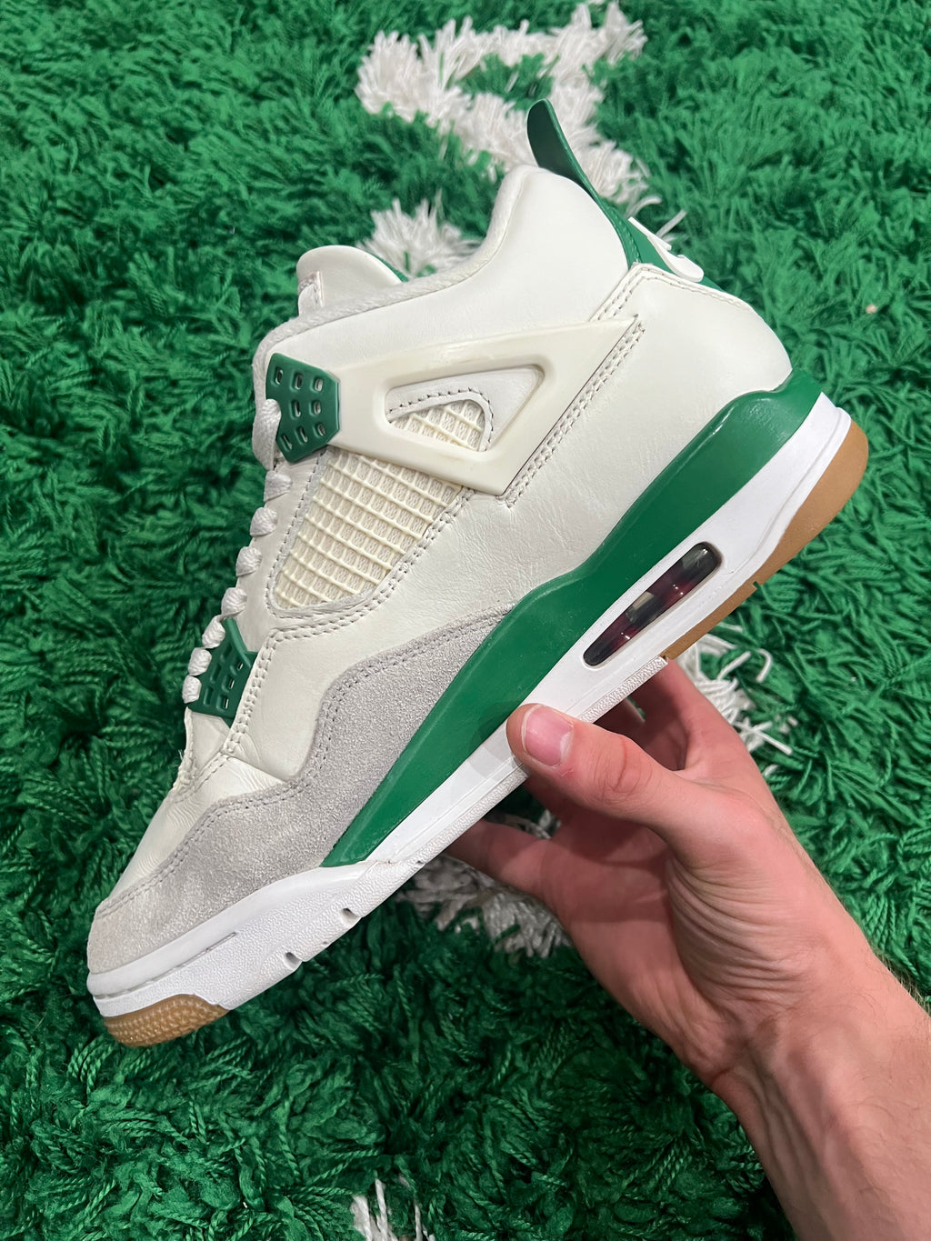 Jordan 4 SB Pine Green (Preowned 8.5M)