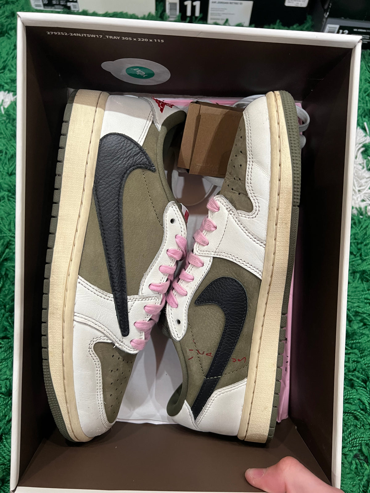 Jordan 1 Low Travis Scott Medium Olive (Pre-Owned 8.5M)