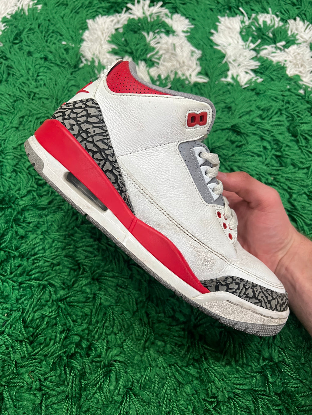 Jordan 3 Fire Red (2022) (Preowned 8M)