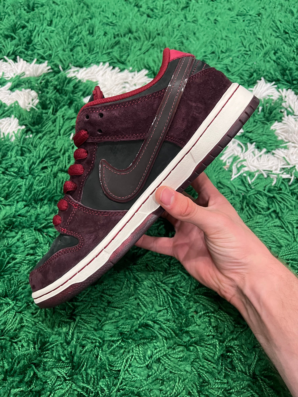 Nike SB Dunk Low Riot Skateshop (Preowned 8.5M)