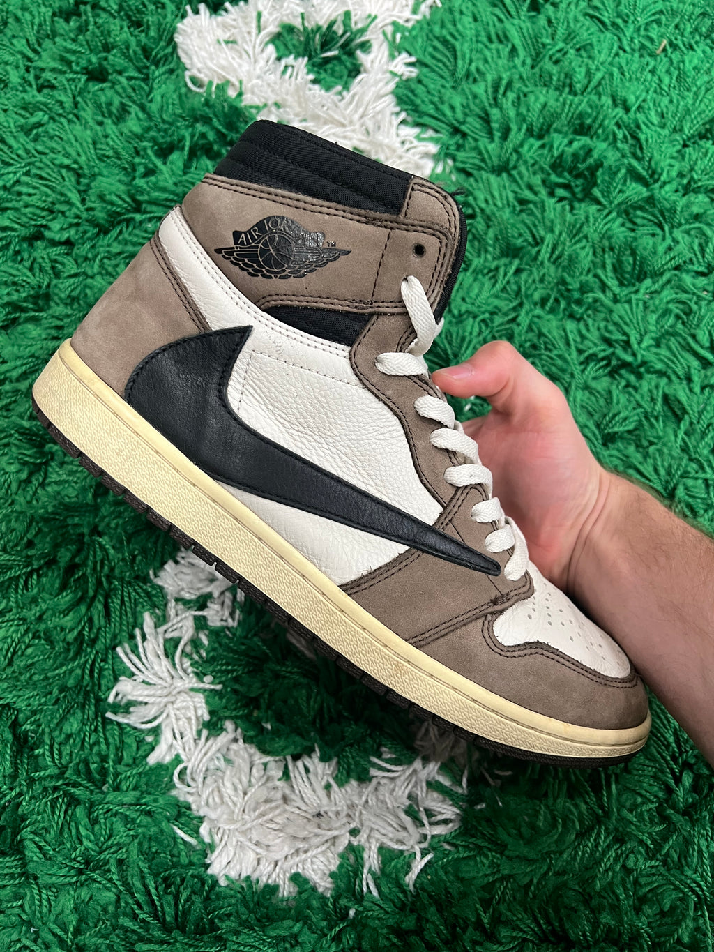 Jordan 1 High Travis Scott Mocha (Preowned 11M)