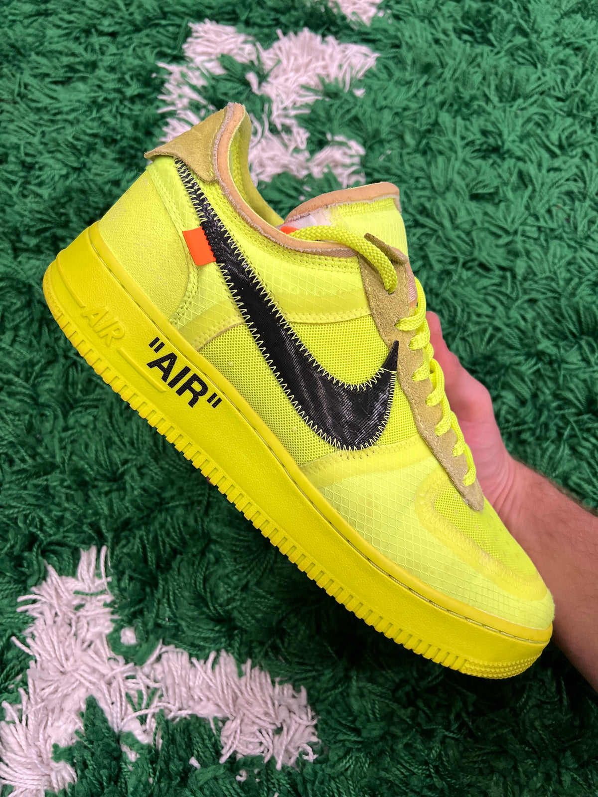 Nike Air Force 1 Low Off-White Volt (Preowned 10.5M)