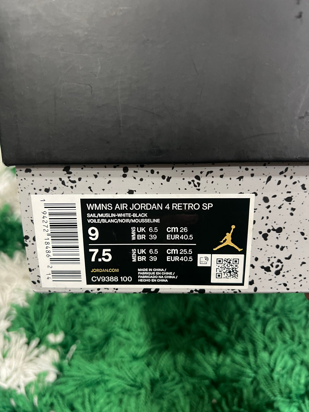 Jordan 4 Off-White Sail (Women's) (Preowned 7.5M/9W)