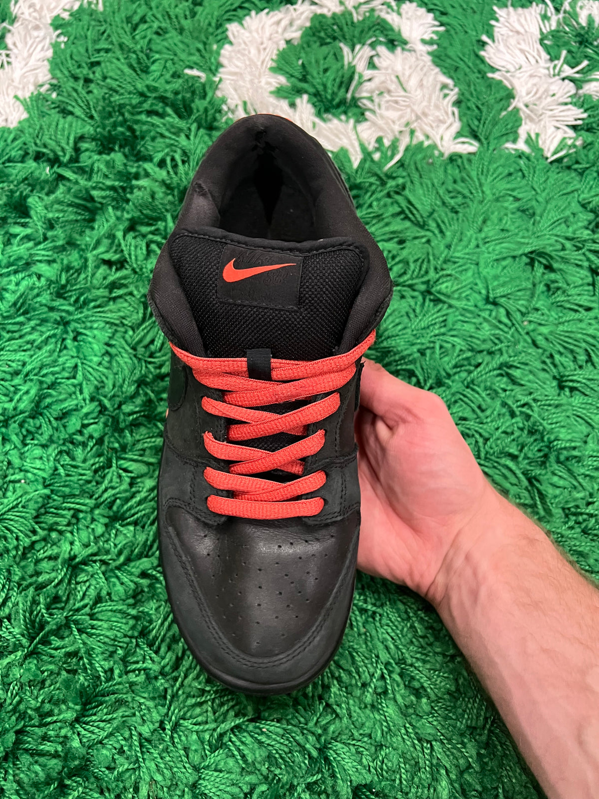 Nike SB Dunk Low Black Pigeon (Preowned 7.5M)