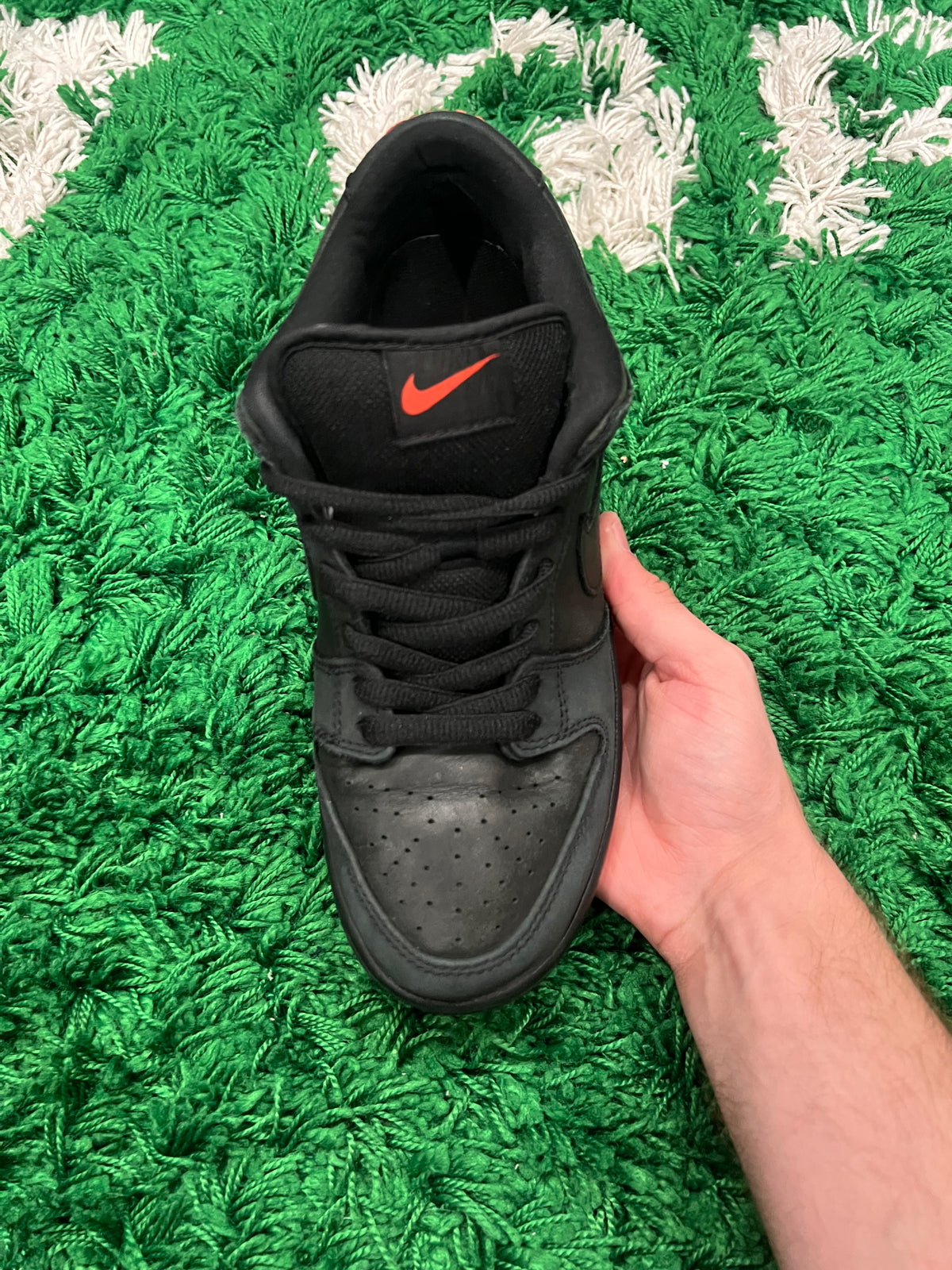Nike SB Dunk Low Black Pigeon (Pre-Owned 8M)