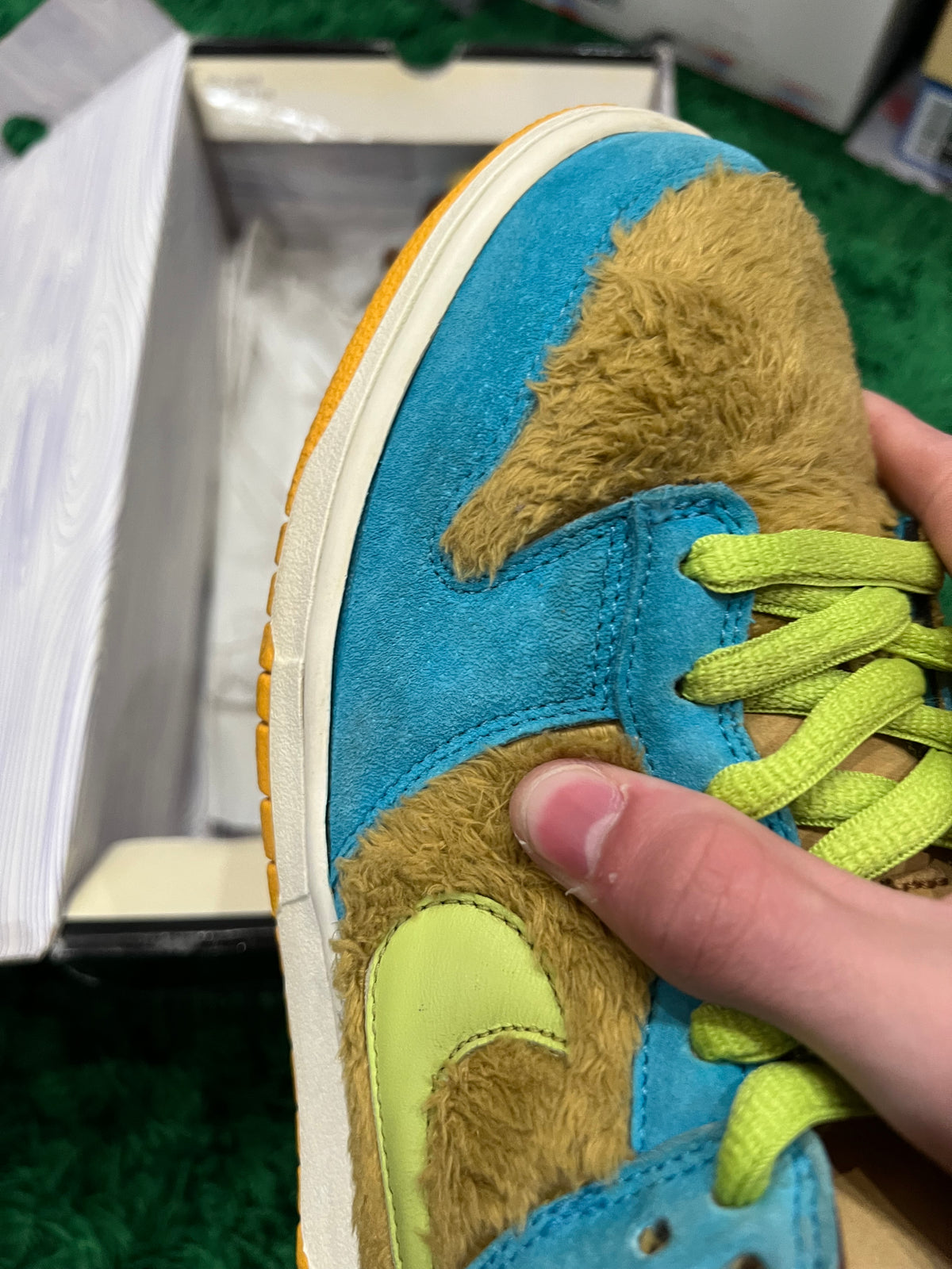 Nike SB Dunk Low Baby Bear (Preowned 9.5M)