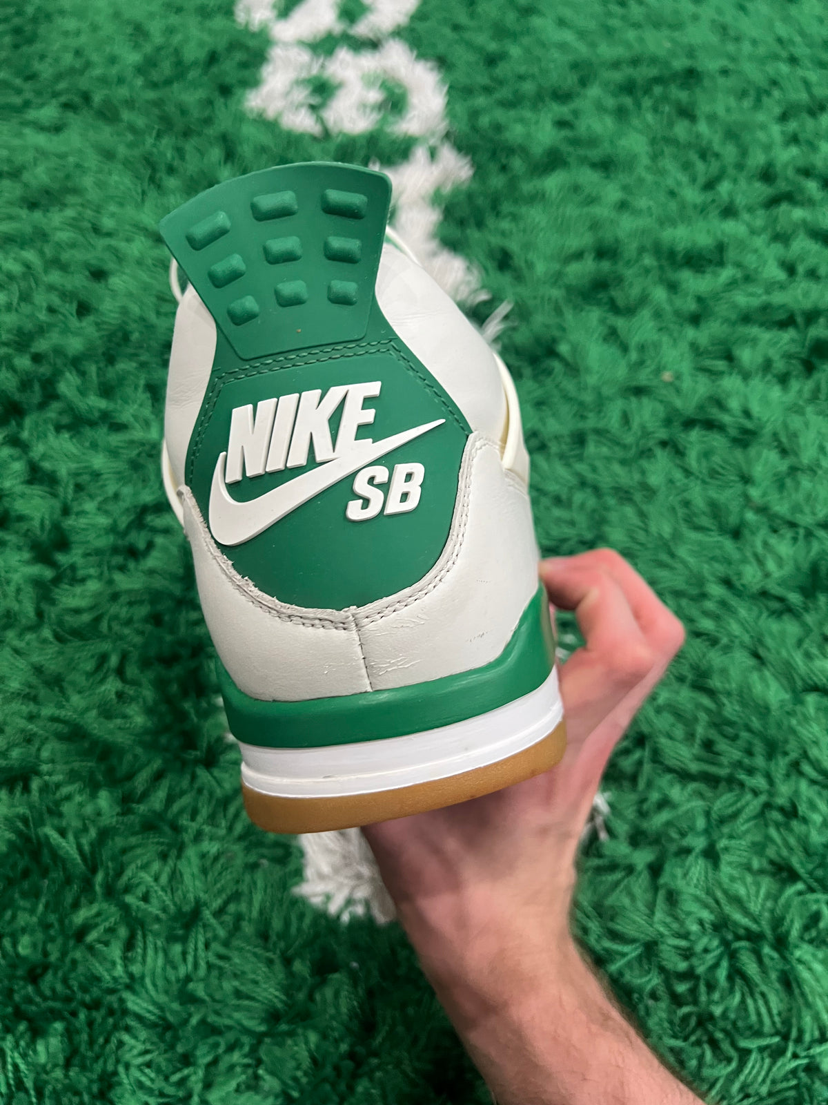 Jordan 4 SB Pine Green (Preowned 12M)