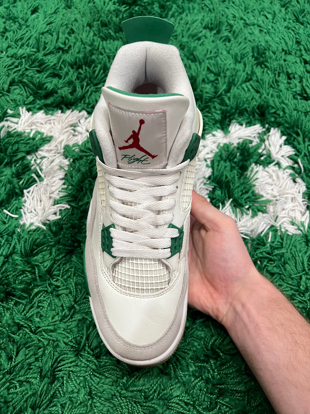 Jordan 4 SB Pine Green (Preowned 8.5M)