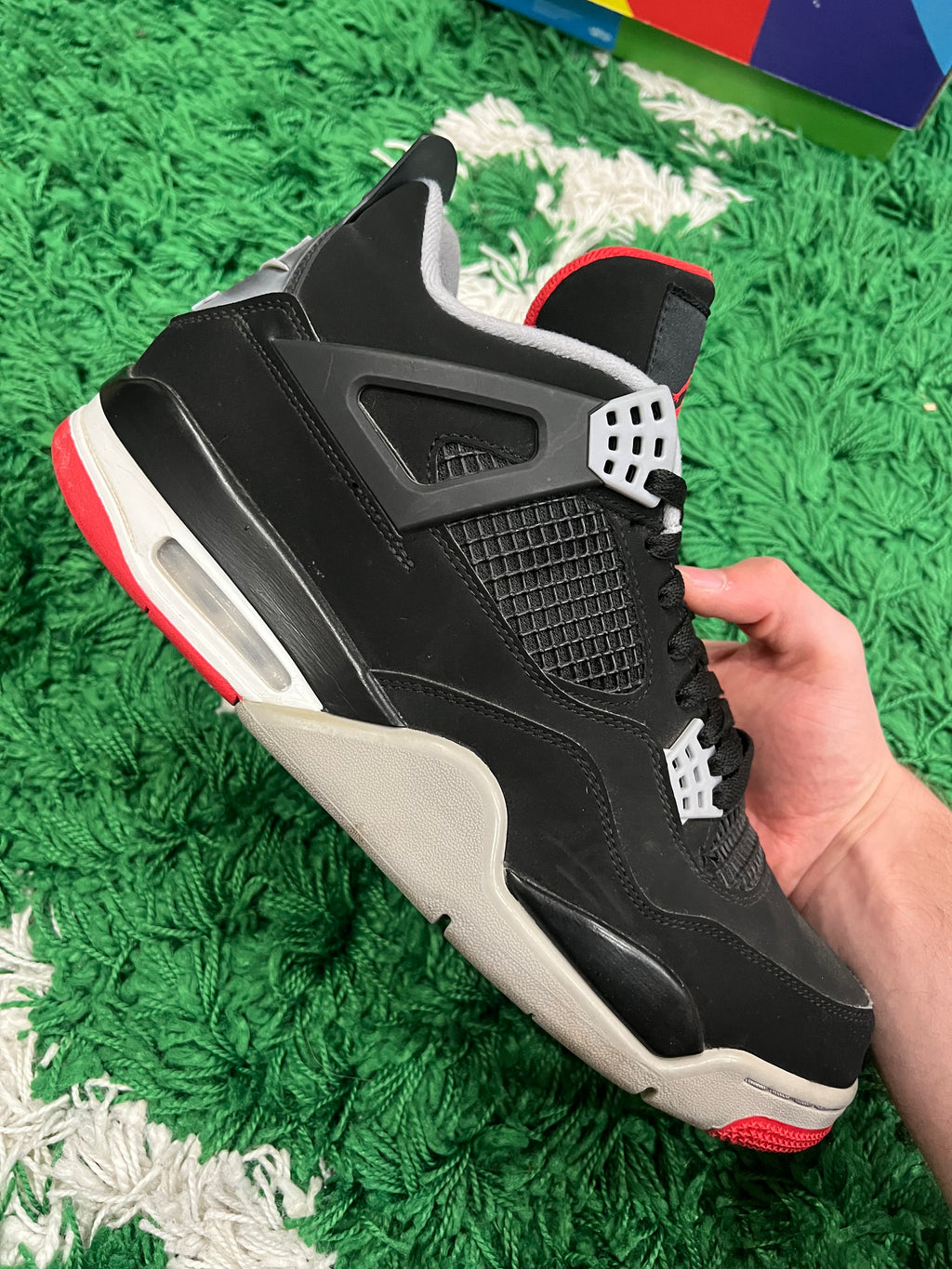 Jordan 4 Bred (2019) (Preowned 12M)