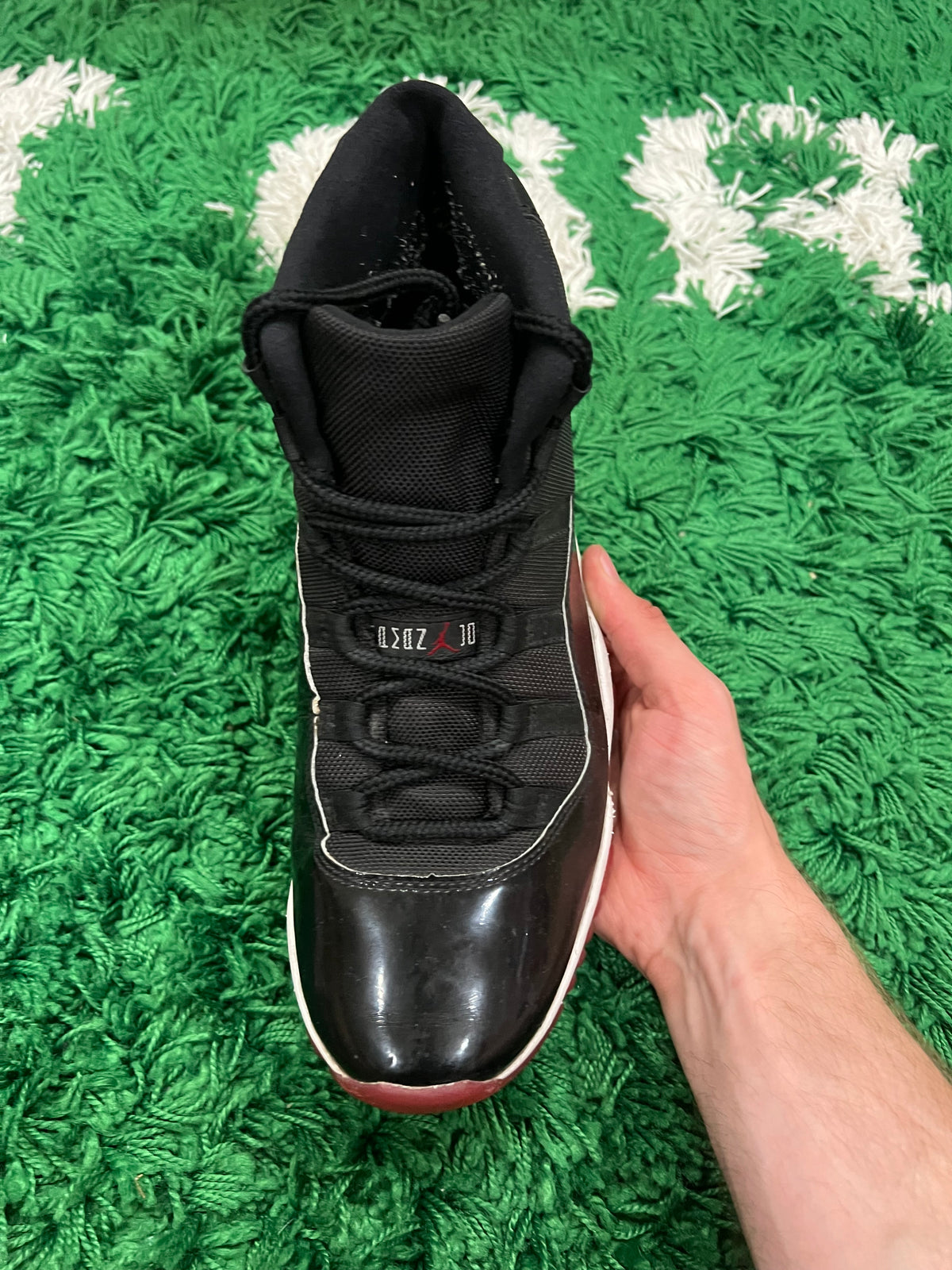 Jordan 11 Playoffs Bred (2019) (Preowned 10M)
