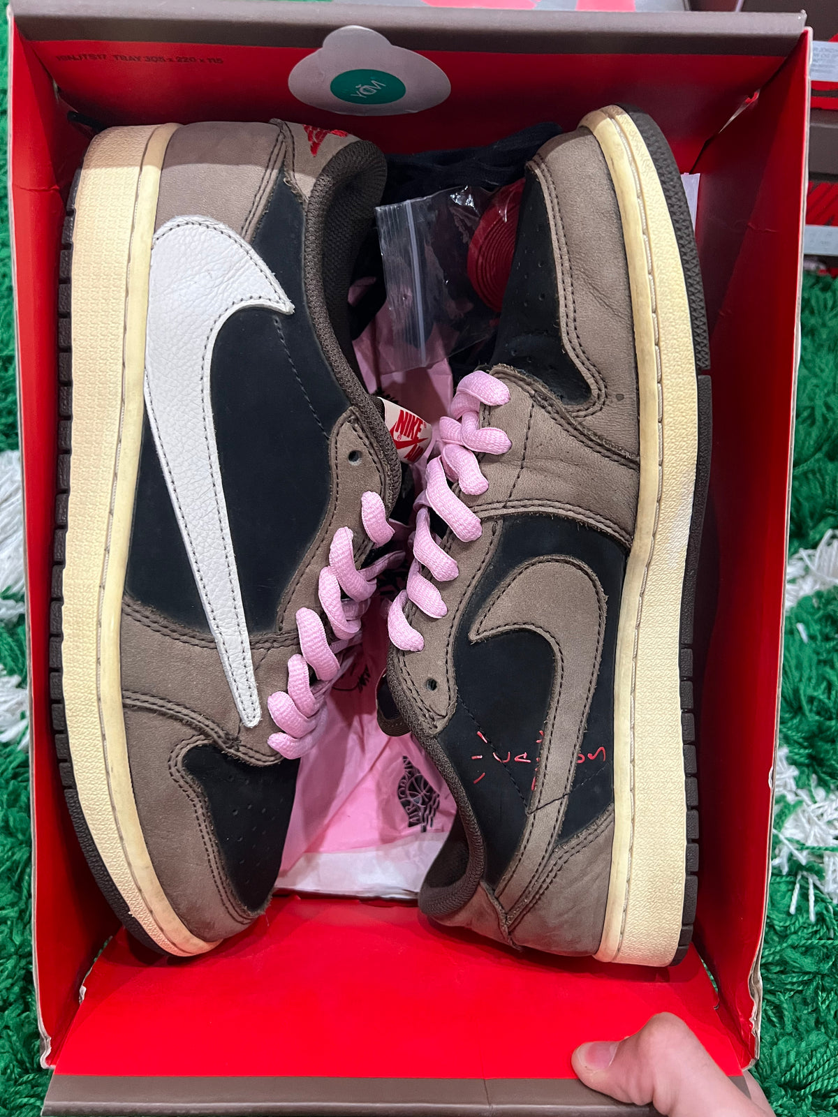 Jordan 1 Low Travis Scott Mocha (Pre-Owned Size 10M)