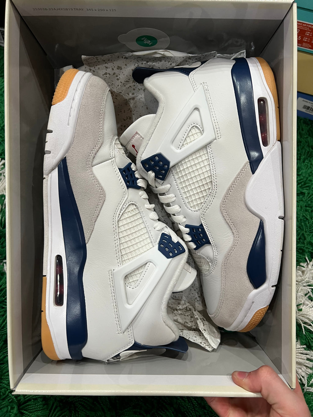 Jordan 4 SB Navy (Preowned 10.5M)