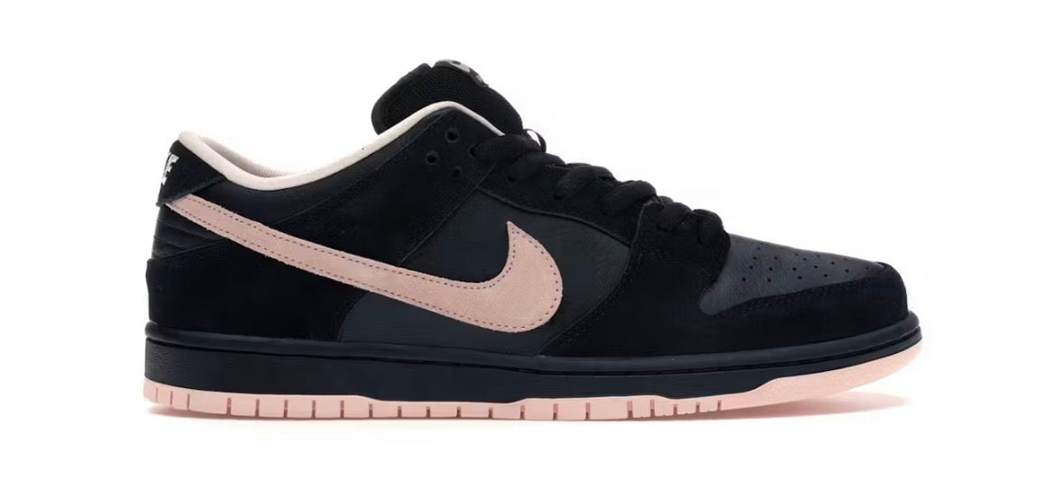 Nike SB Dunk Low Black Washed Coral (Preowned 9M)
