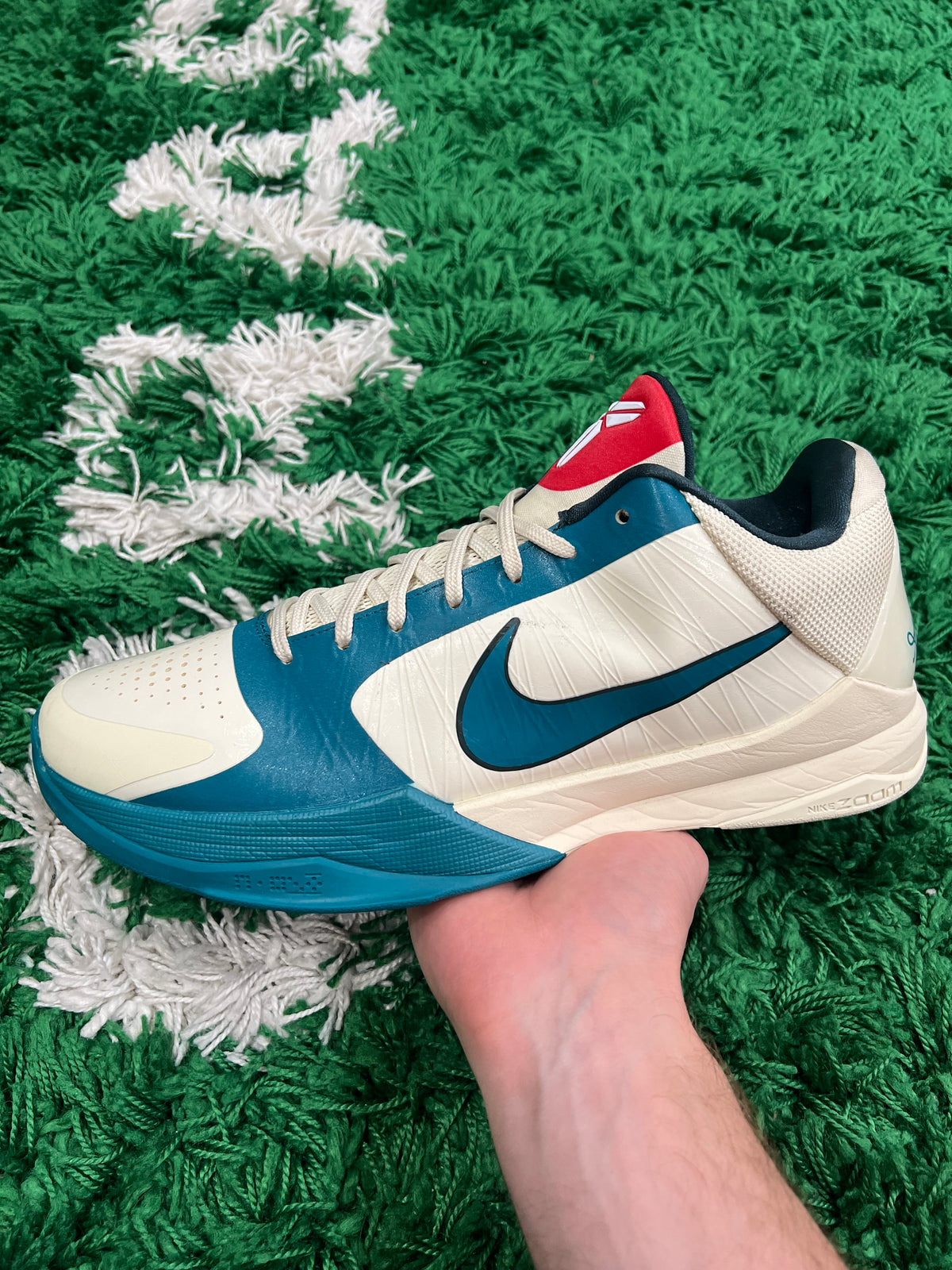 Nike Kobe 5 Caitlin Clark Coconut Milk Spruce (Preowned 12M)