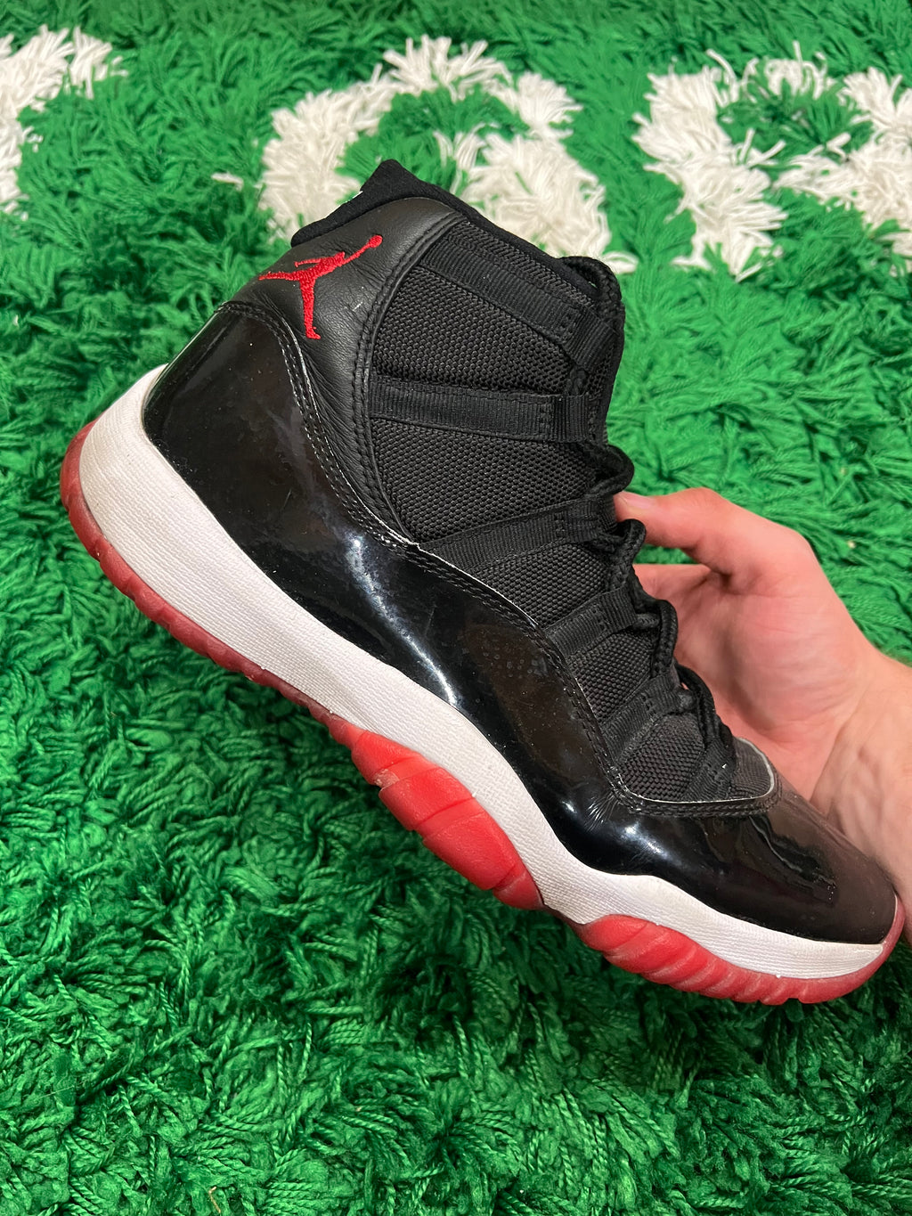 Jordan 11 Playoffs Bred (2019) (Preowned 10M)