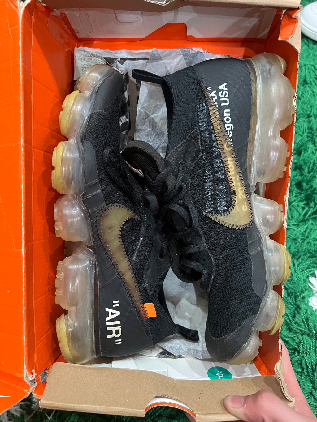 Nike Air VaporMax Off-White Black (2018) (Preowned 9M)
