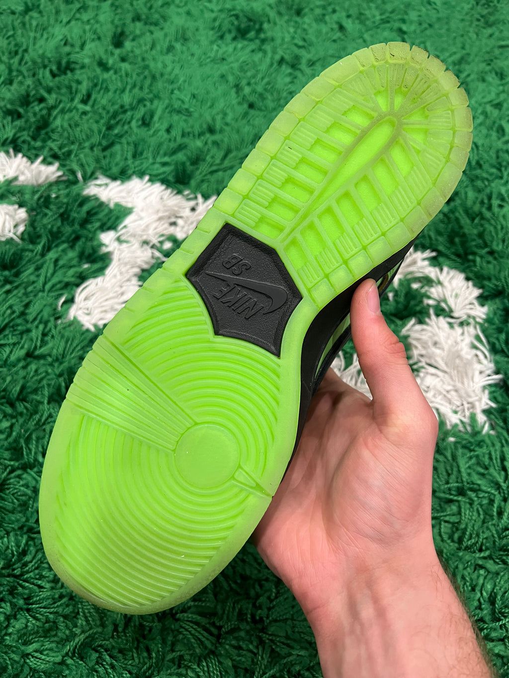 Nike SB Dunk Low The Powerpuff Girls Buttercup (Preowned 9M)