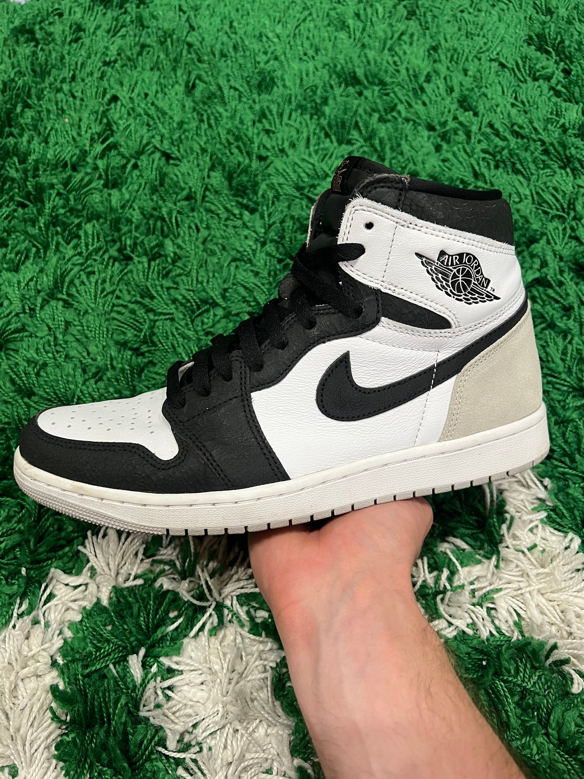 Jordan 1 High Bleached Coral (Pre-Owned 10.5M)