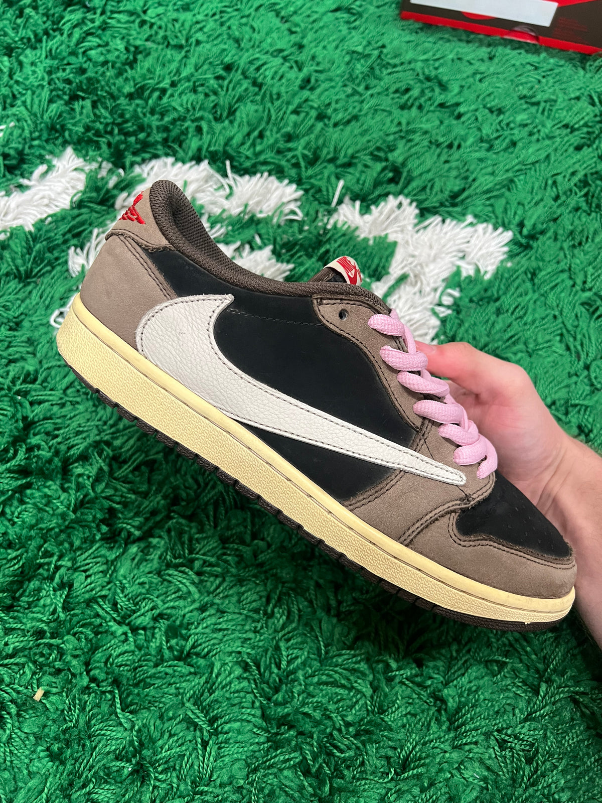 Jordan 1 Low Travis Scott Mocha (Pre-Owned Size 10M)
