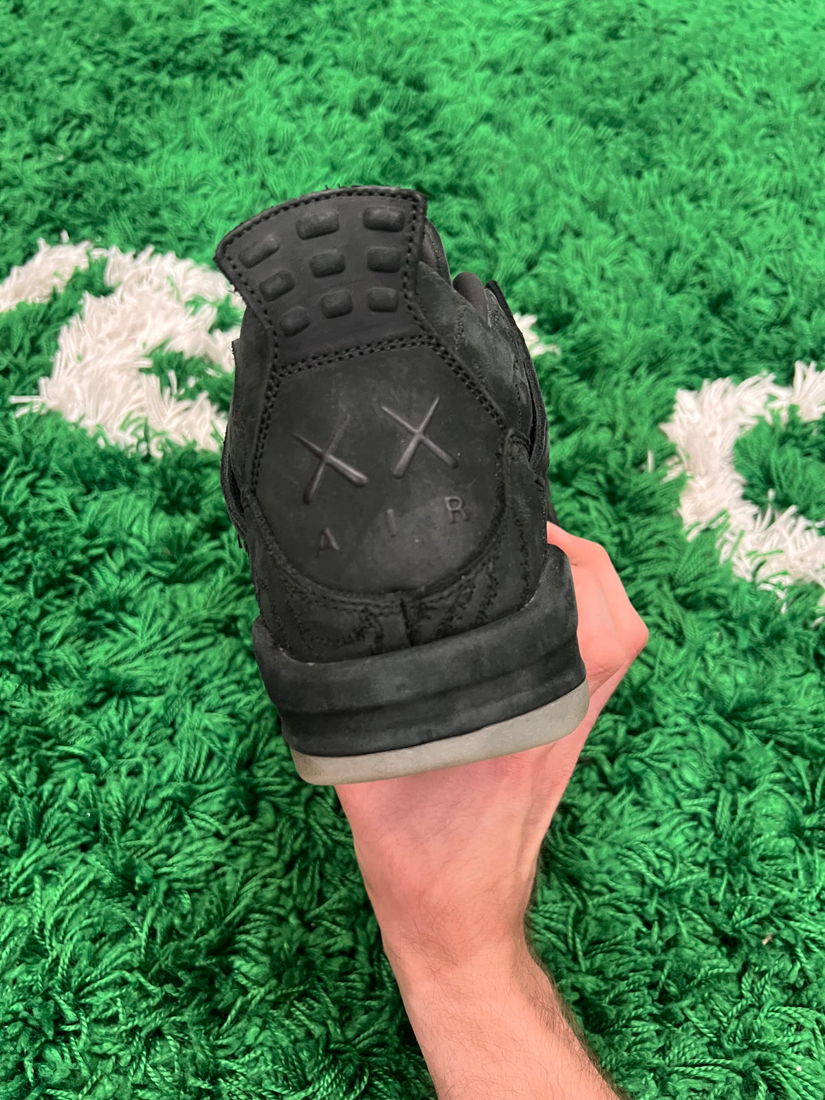 Jordan 4 Kaws Black (Preowned 12M)