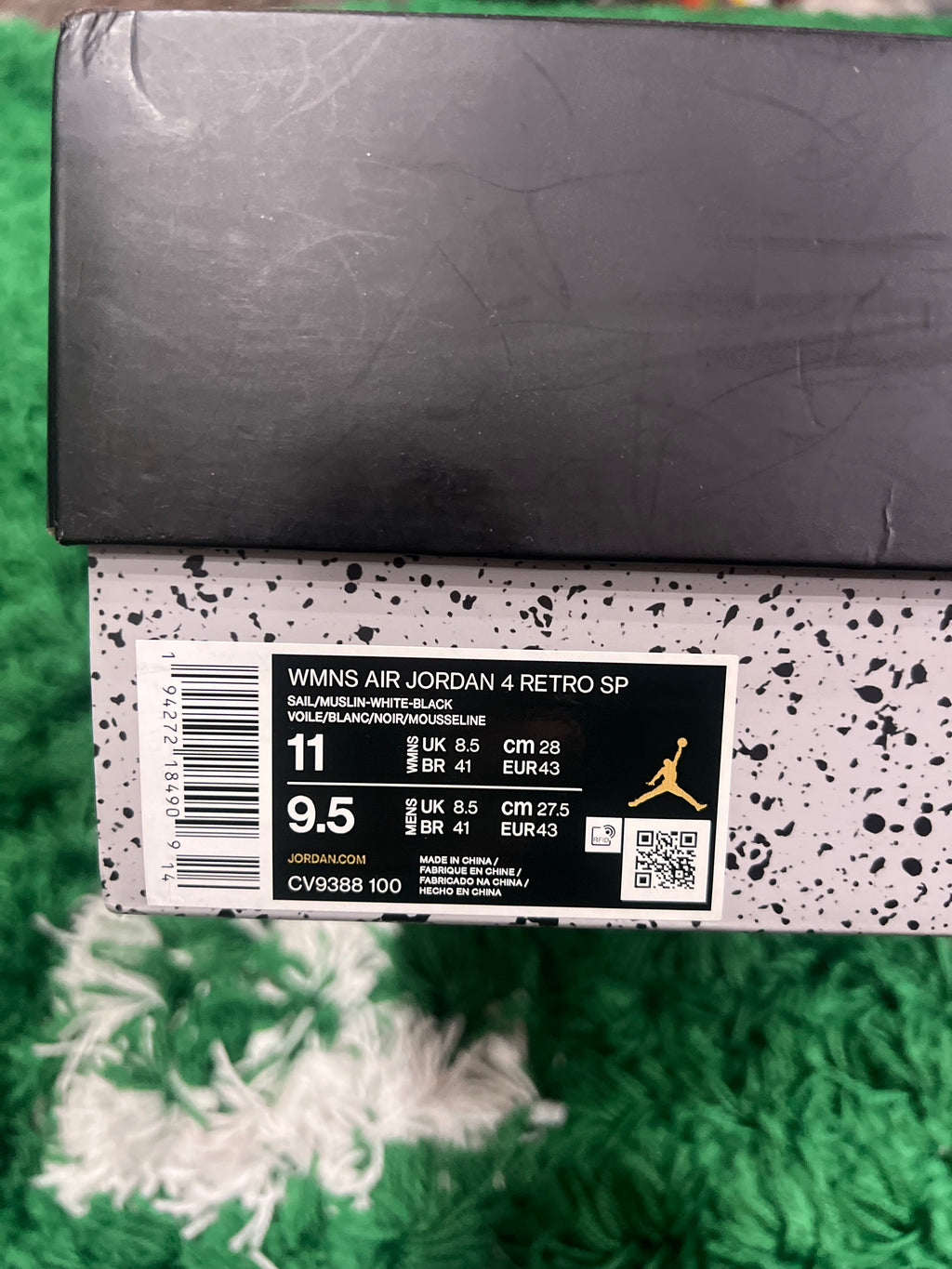 Jordan 4 Off-White Sail (Women's) (Preowned 9.5M/11W)