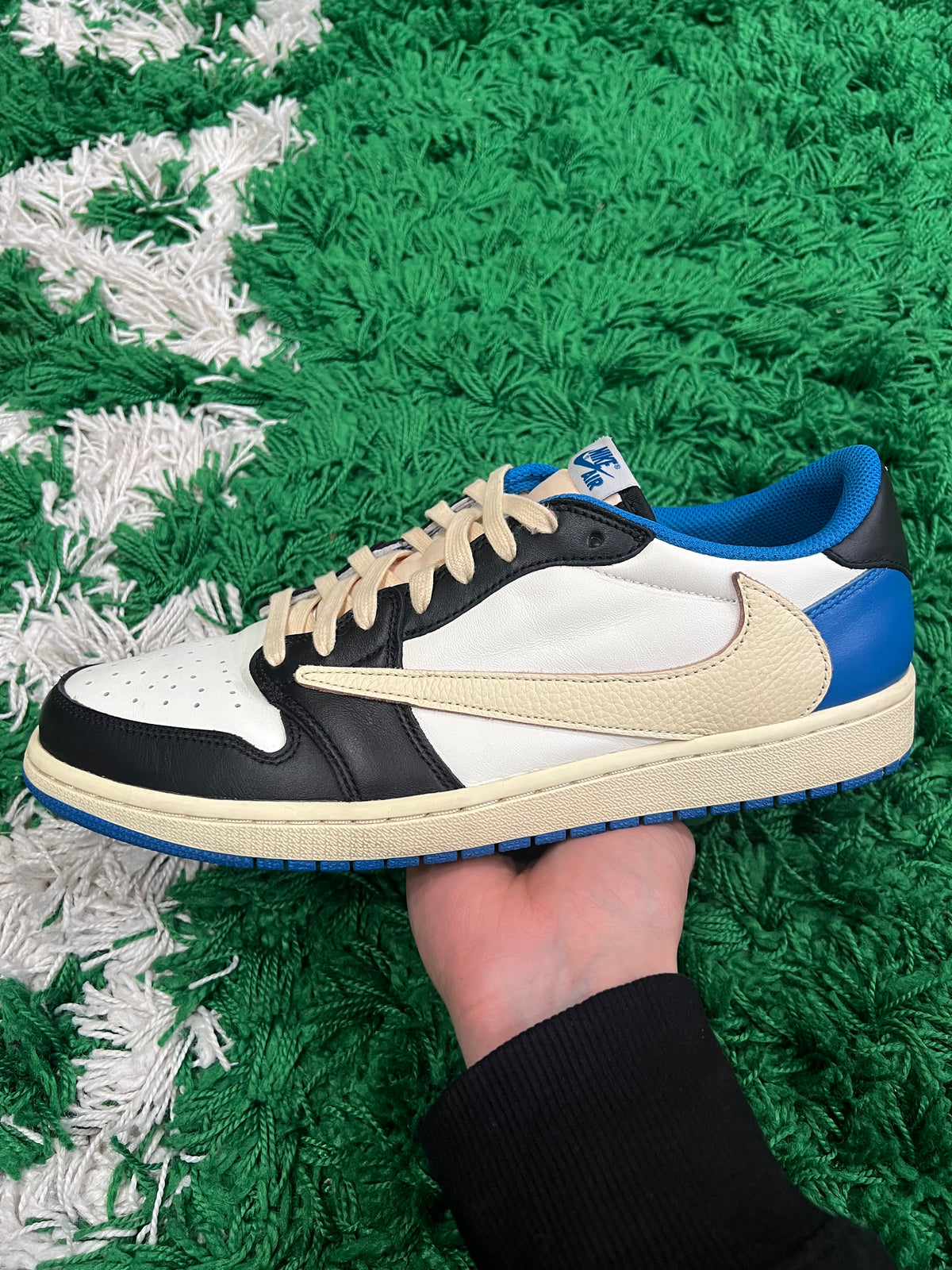 Jordan 1 Low Fragment x Travis Scott (Preowned 12M)