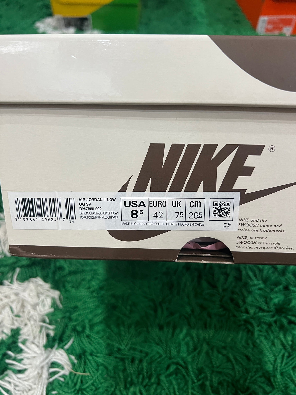 Jordan 1 Low Travis Scott Velvet Brown (Preowned 8.5M)