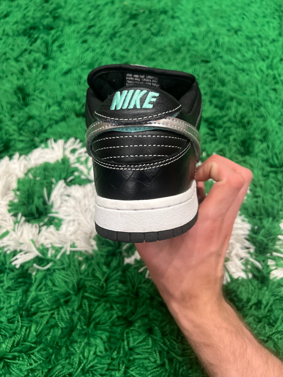 Nike SB Dunk Low Diamond Supply Co. Black Diamond (Pre-Owned 8.5M)
