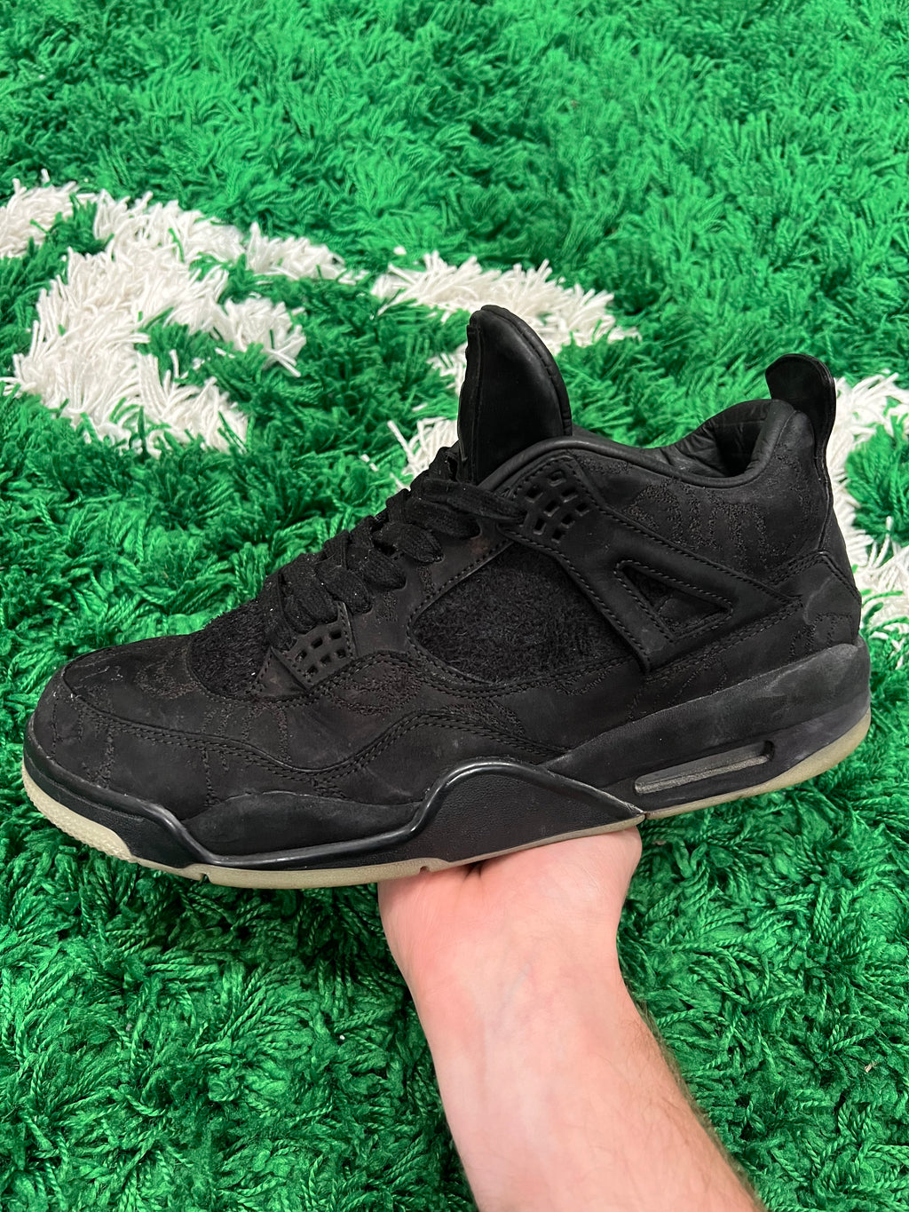 Jordan 4 Kaws Black (Preowned 12M)