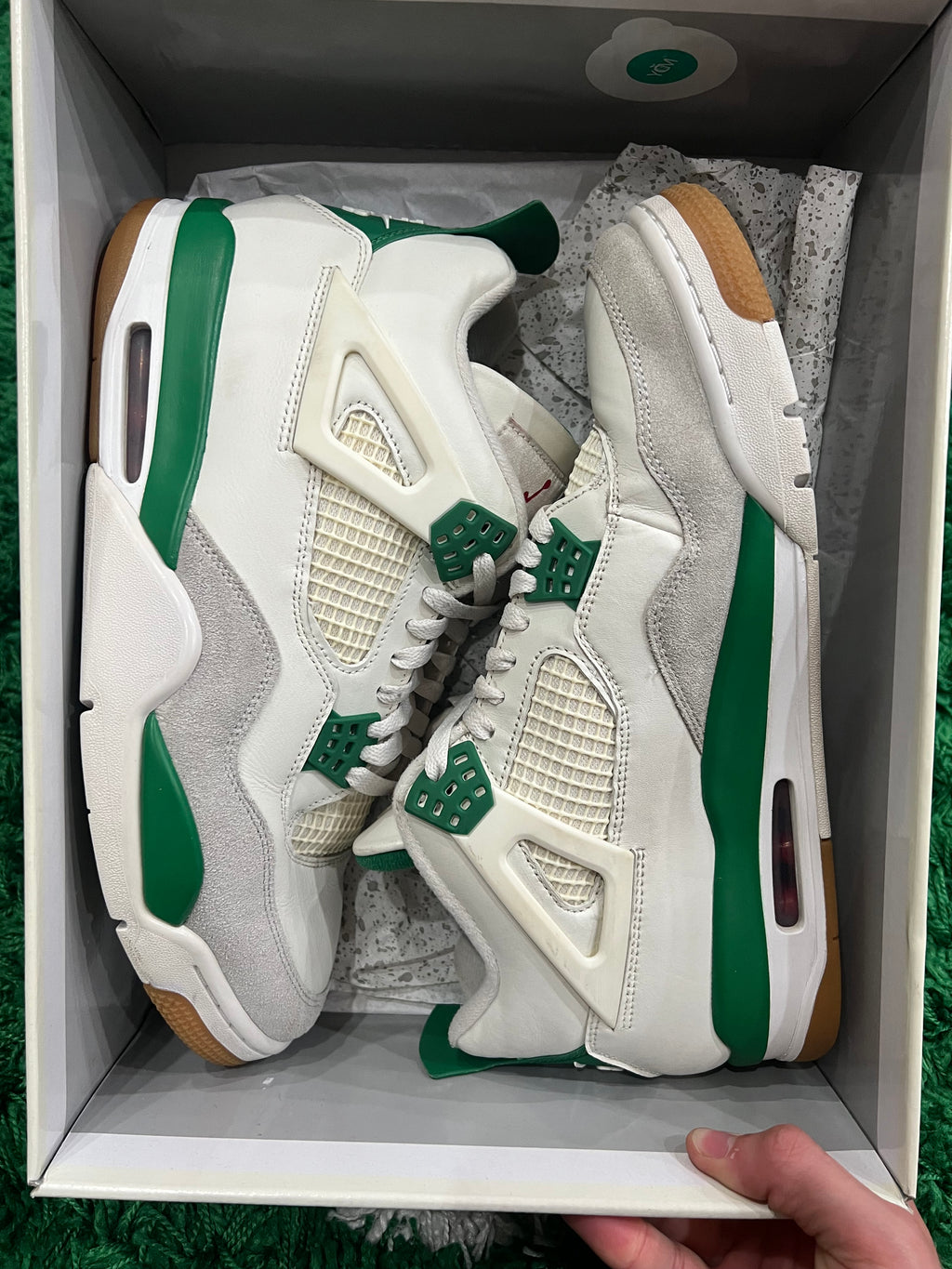 Jordan 4 SB Pine Green (Preowned 12M)