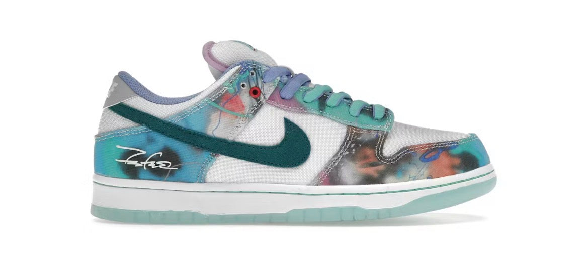 Nike SB Dunk Low Futura Laboratories