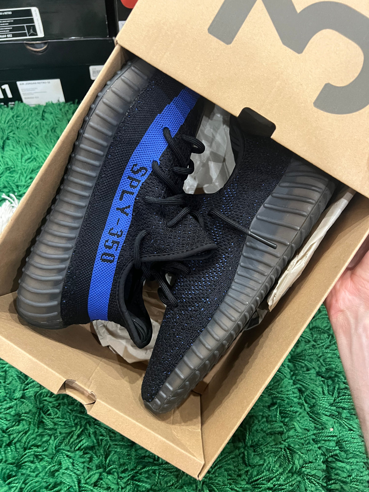 adidas Yeezy 350 V2 Dazzling Blue (Pre-Owned 10.5M)
