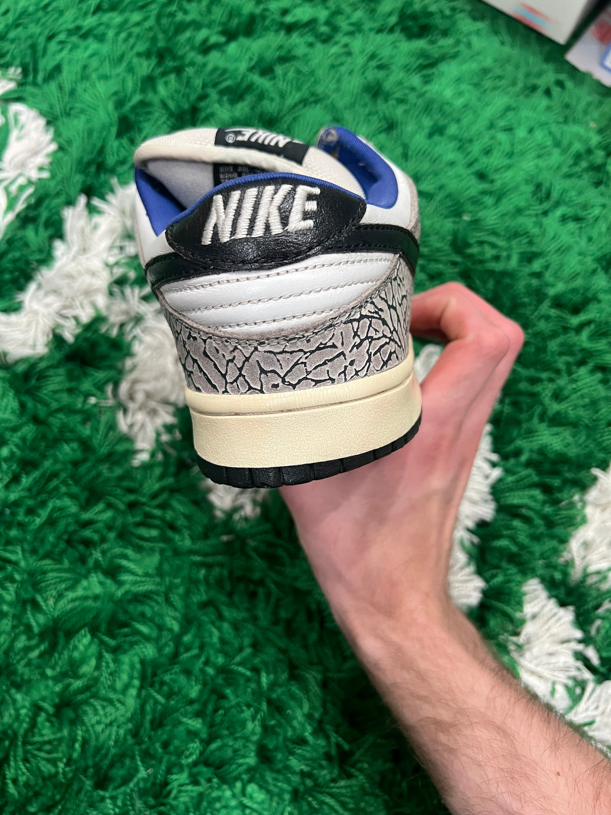 Nike SB Dunk Low Supreme White Cement (2002) (Preowned 9.5M)