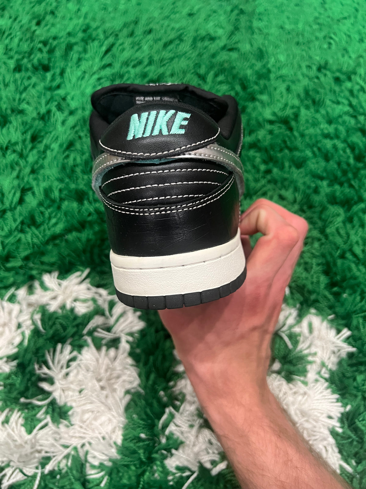 Nike SB Dunk Low Diamond Supply Co. Black Diamond (Pre-Owned 8.5M)