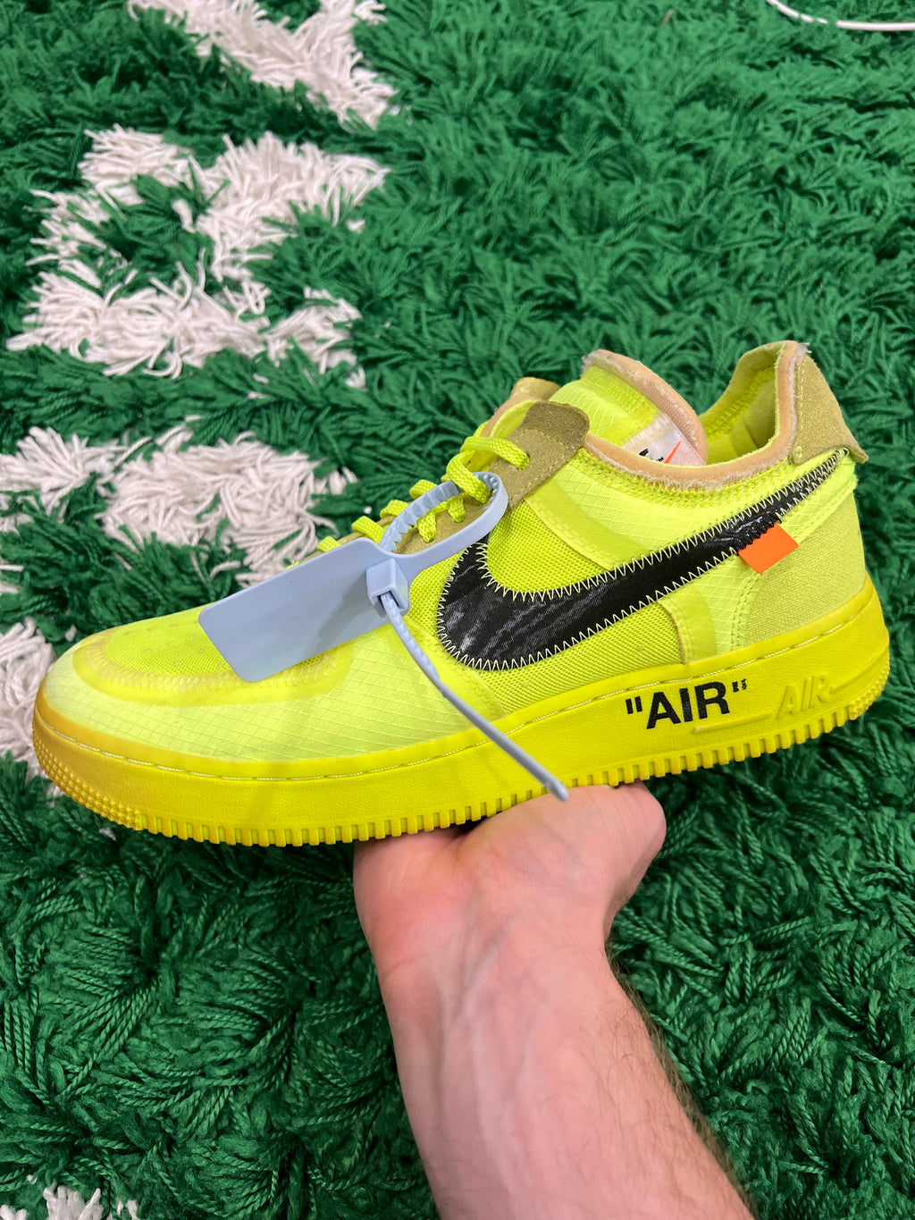 Nike Air Force 1 Low Off-White Volt (Preowned 9.5M)