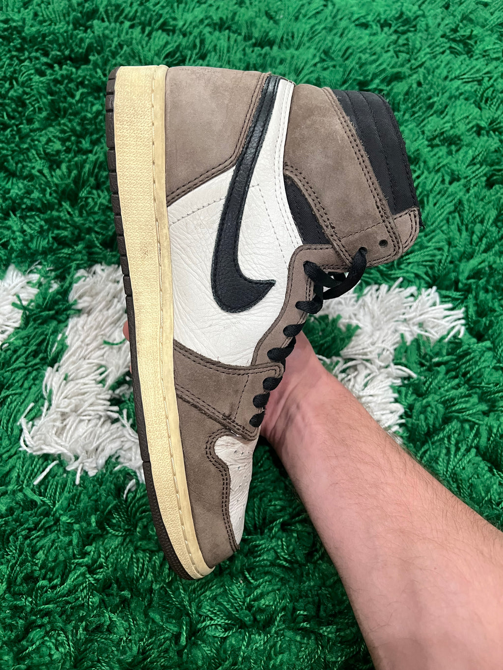 Jordan 1 High Travis Scott Mocha (Pre-Owned Size 9.5M)