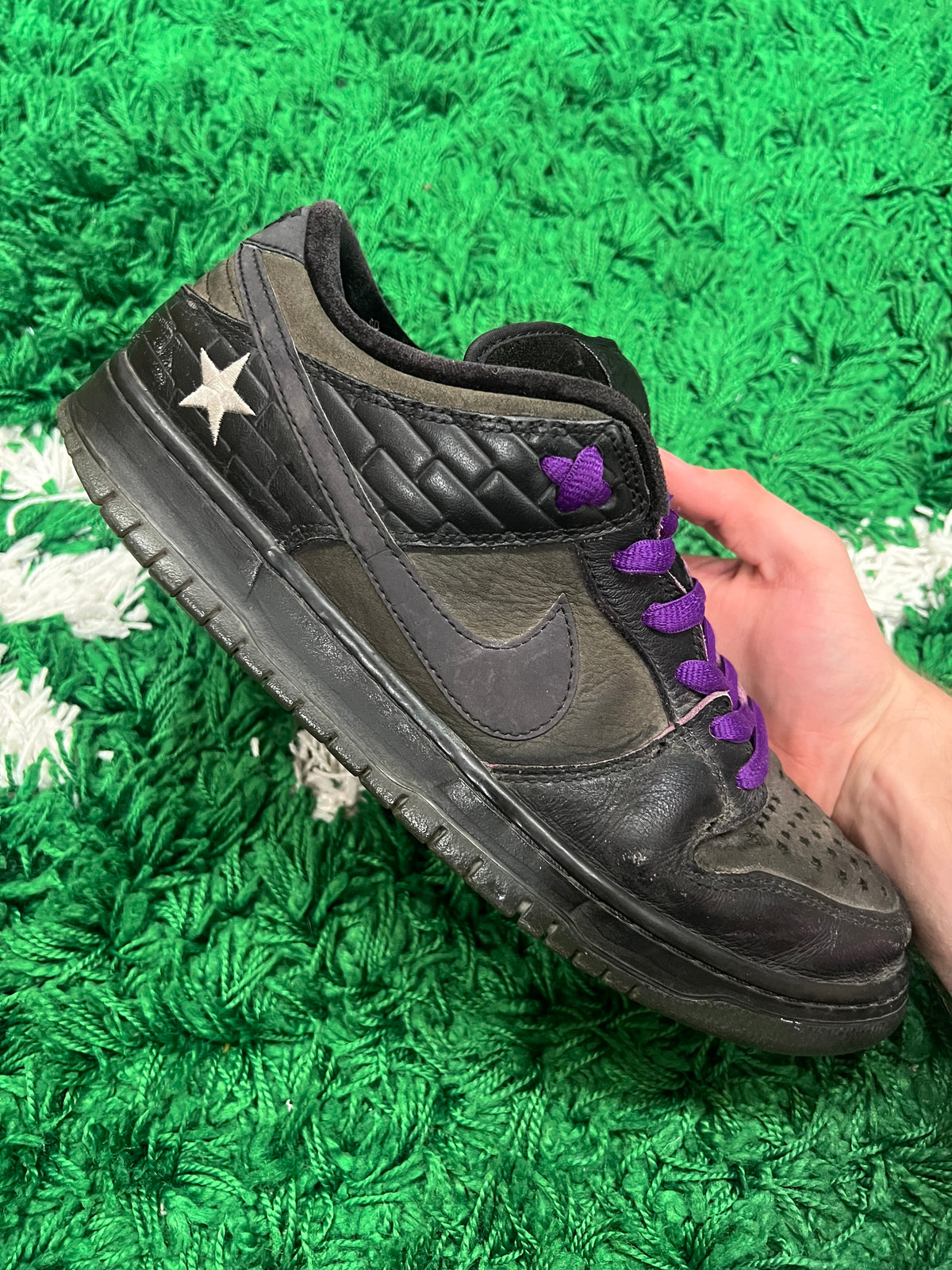 Nike SB Dunk Low Familia First Avenue (Preowned 11.5M)