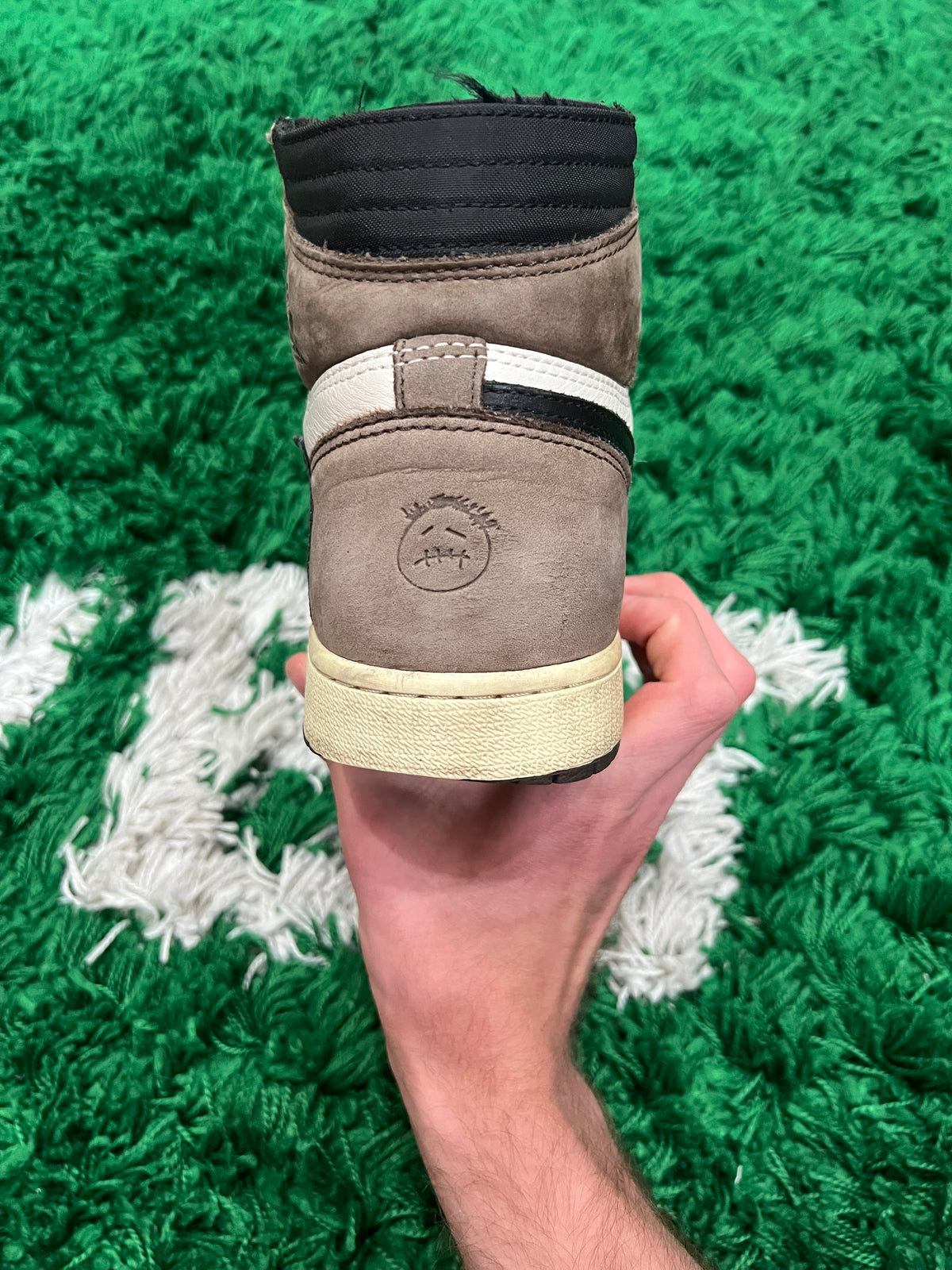Jordan 1 High Travis Scott Mocha (Pre-Owned Size 9.5M)
