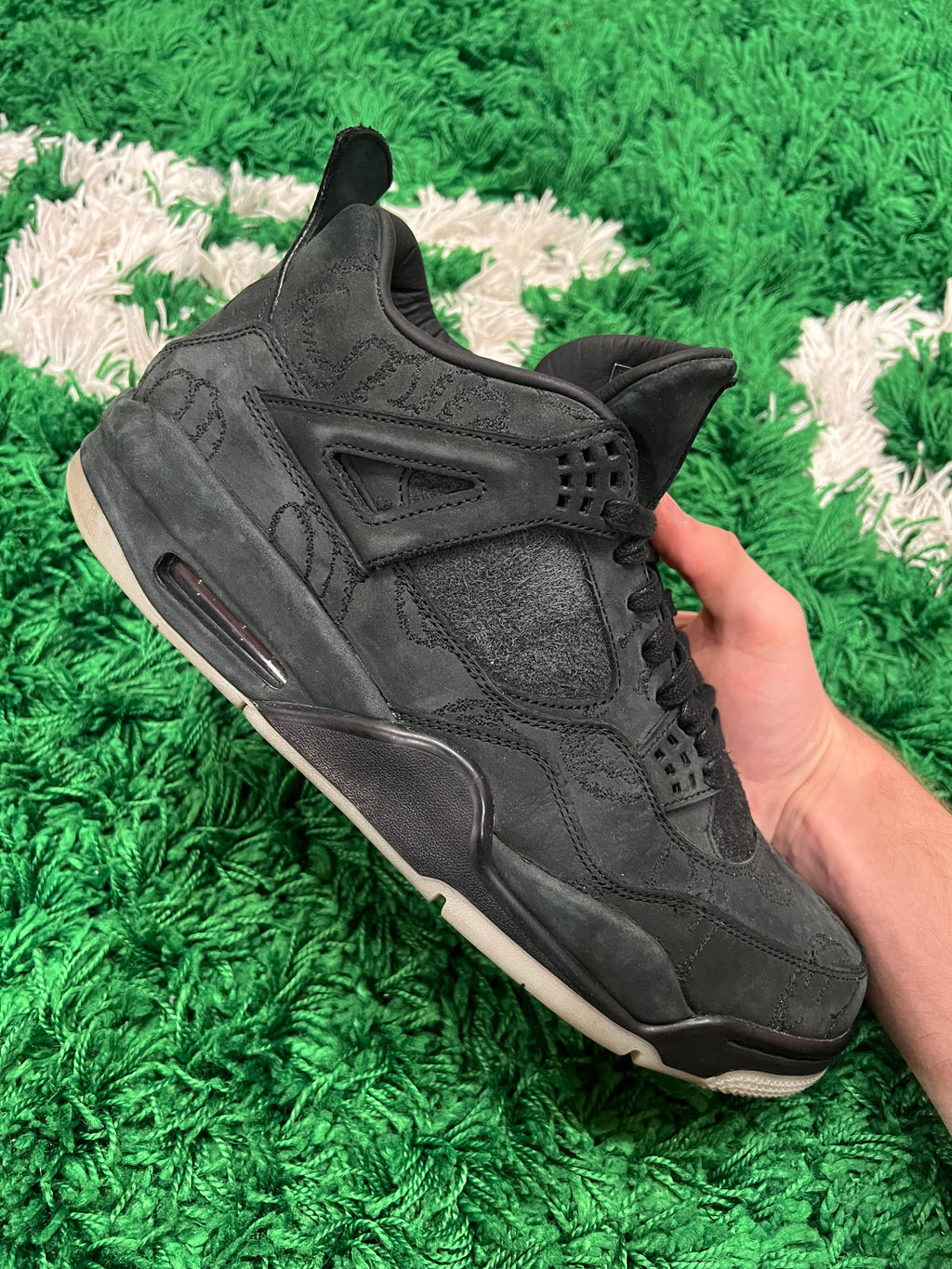 Jordan 4 Kaws Black (Preowned 12M)