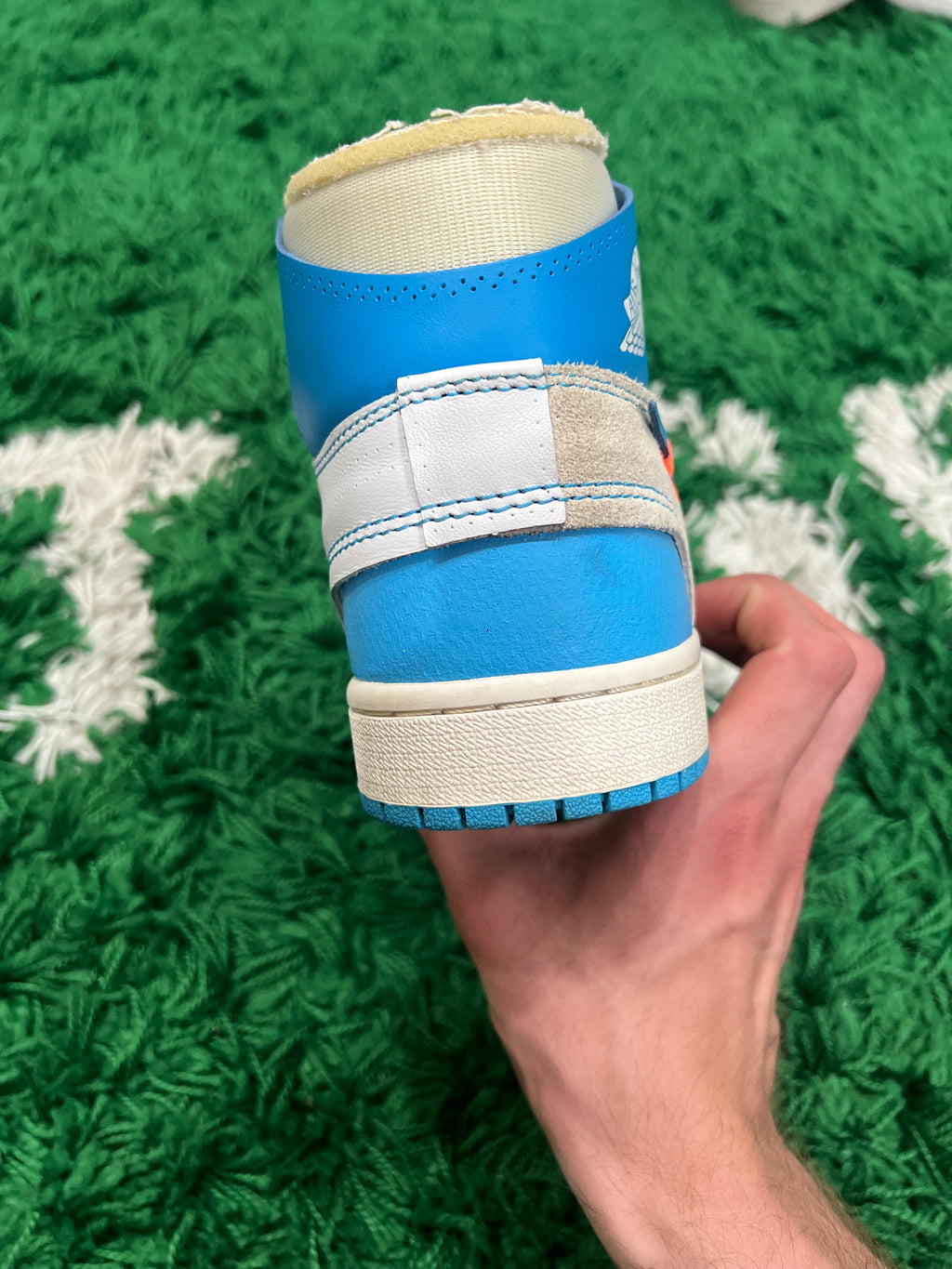 Jordan 1 High Off-White University Blue (Preowned 6M)