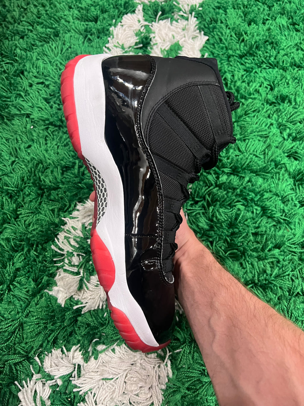 Jordan 11 Playoffs Bred (2019) (Pre-Owned 12M)
