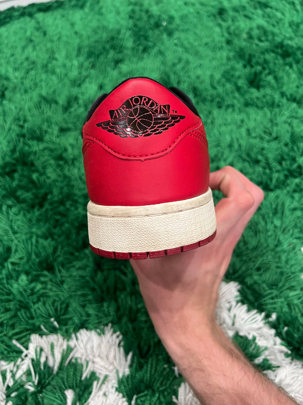 Jordan 1 Low Bred (2015) (Pre-Owned 11.5M)
