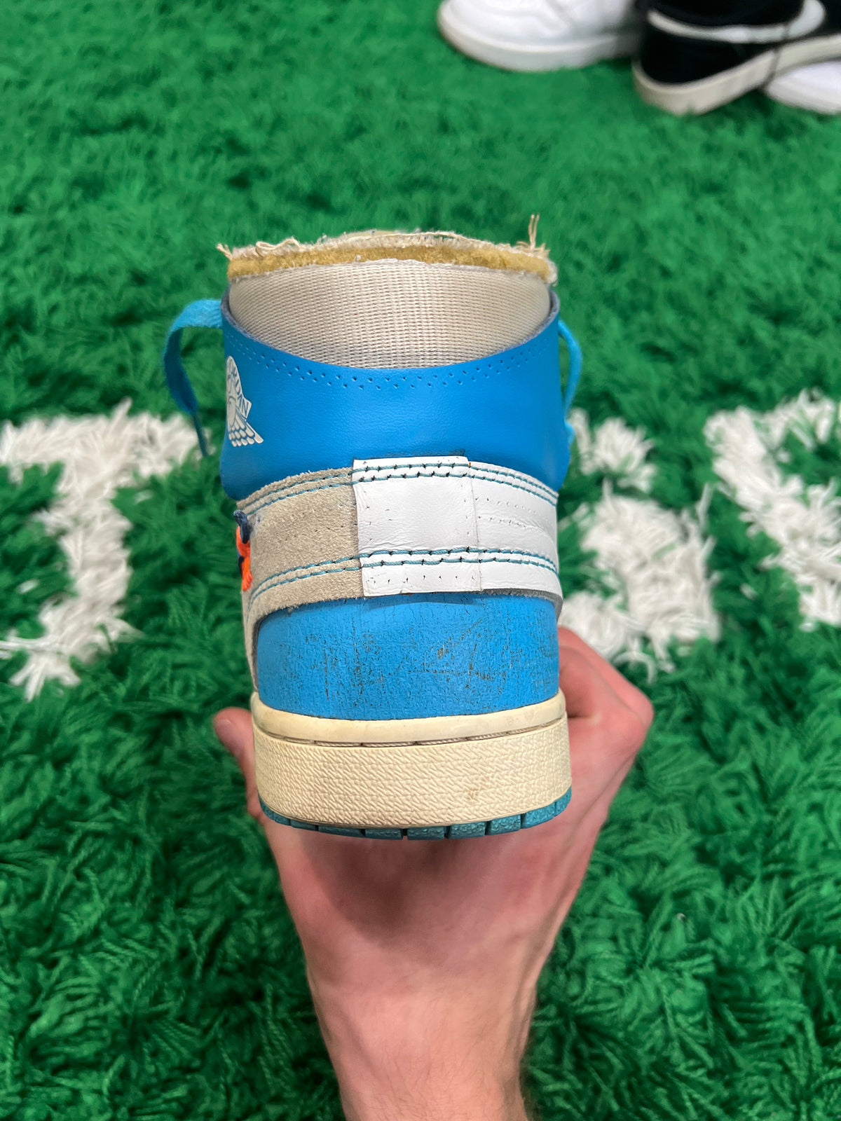Jordan 1 High Off-White University Blue (Preowned 7.5M)